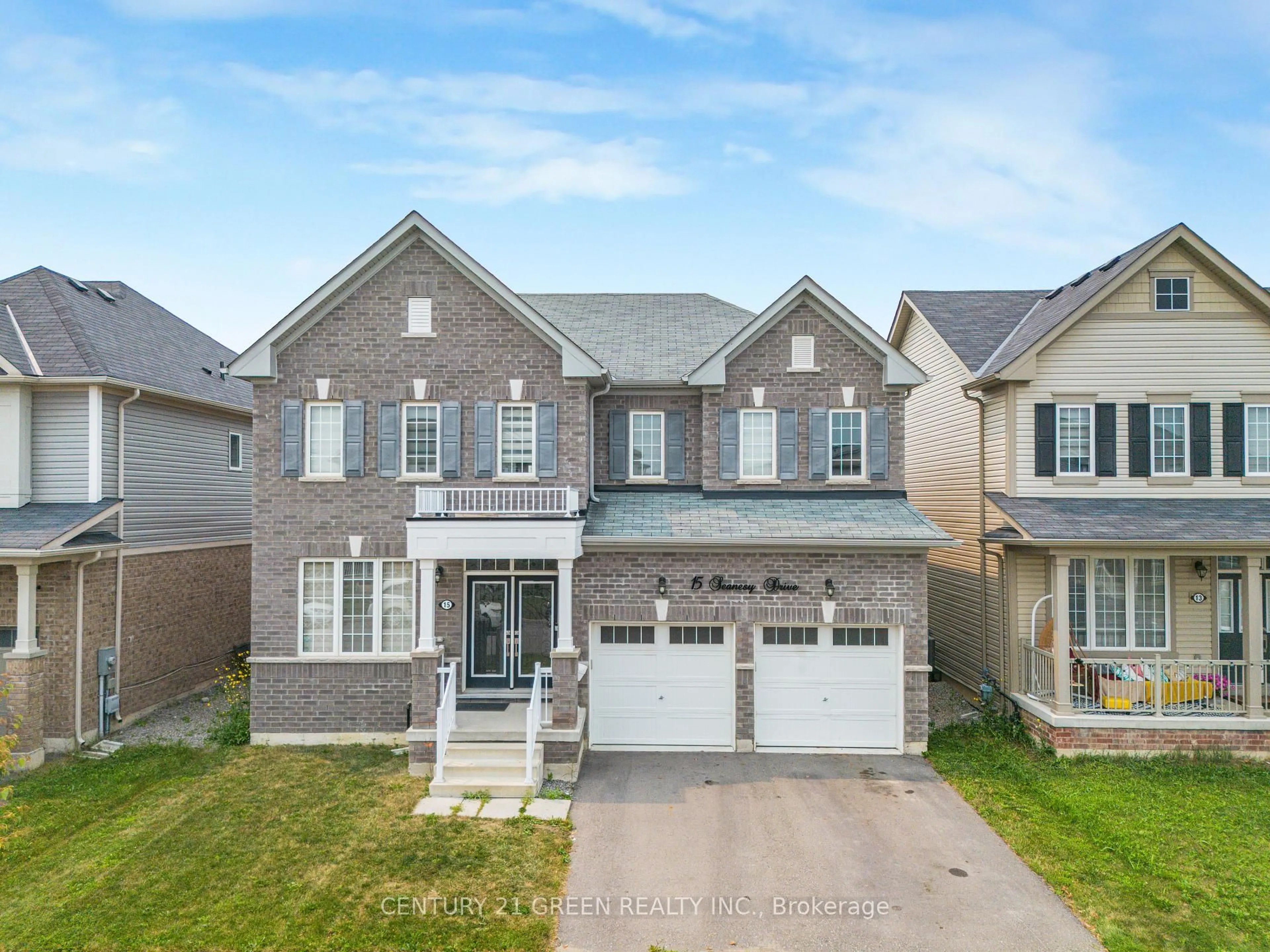 Home with brick exterior material, street for 15 Seanesy Dr, Thorold Ontario L3B 0G5