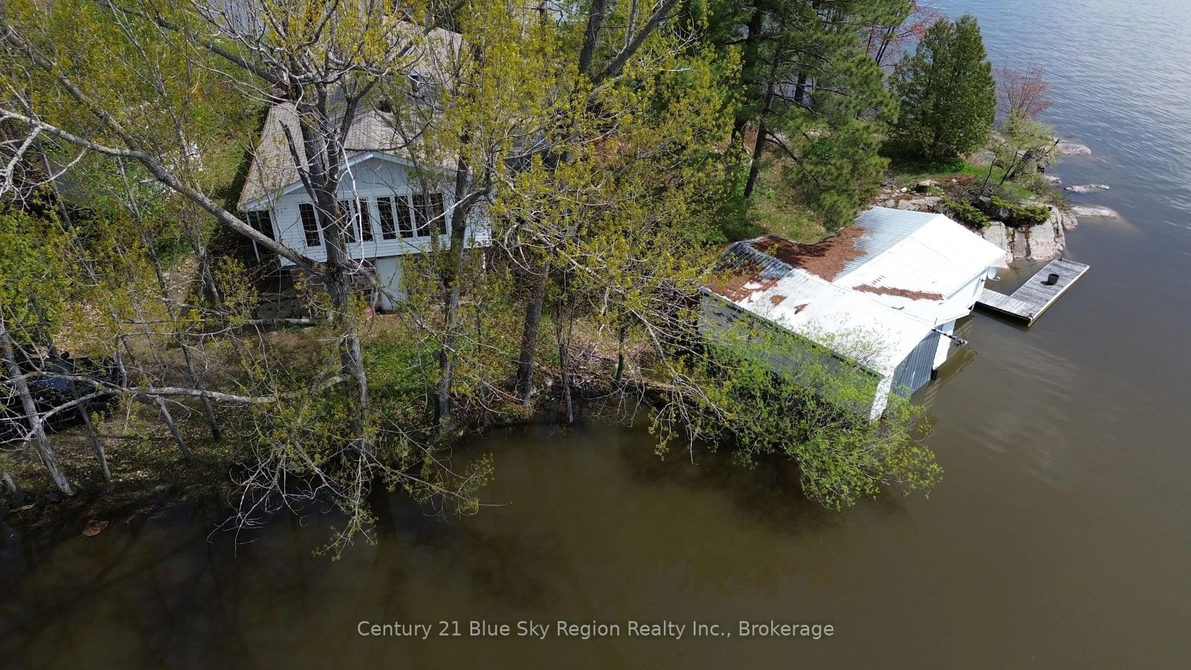 A pic from outside/outdoor area/front of a property/back of a property/a pic from drone, water/lake/river/ocean view for 72 Arbour Rd, West Nipissing Ontario P0H 1R0