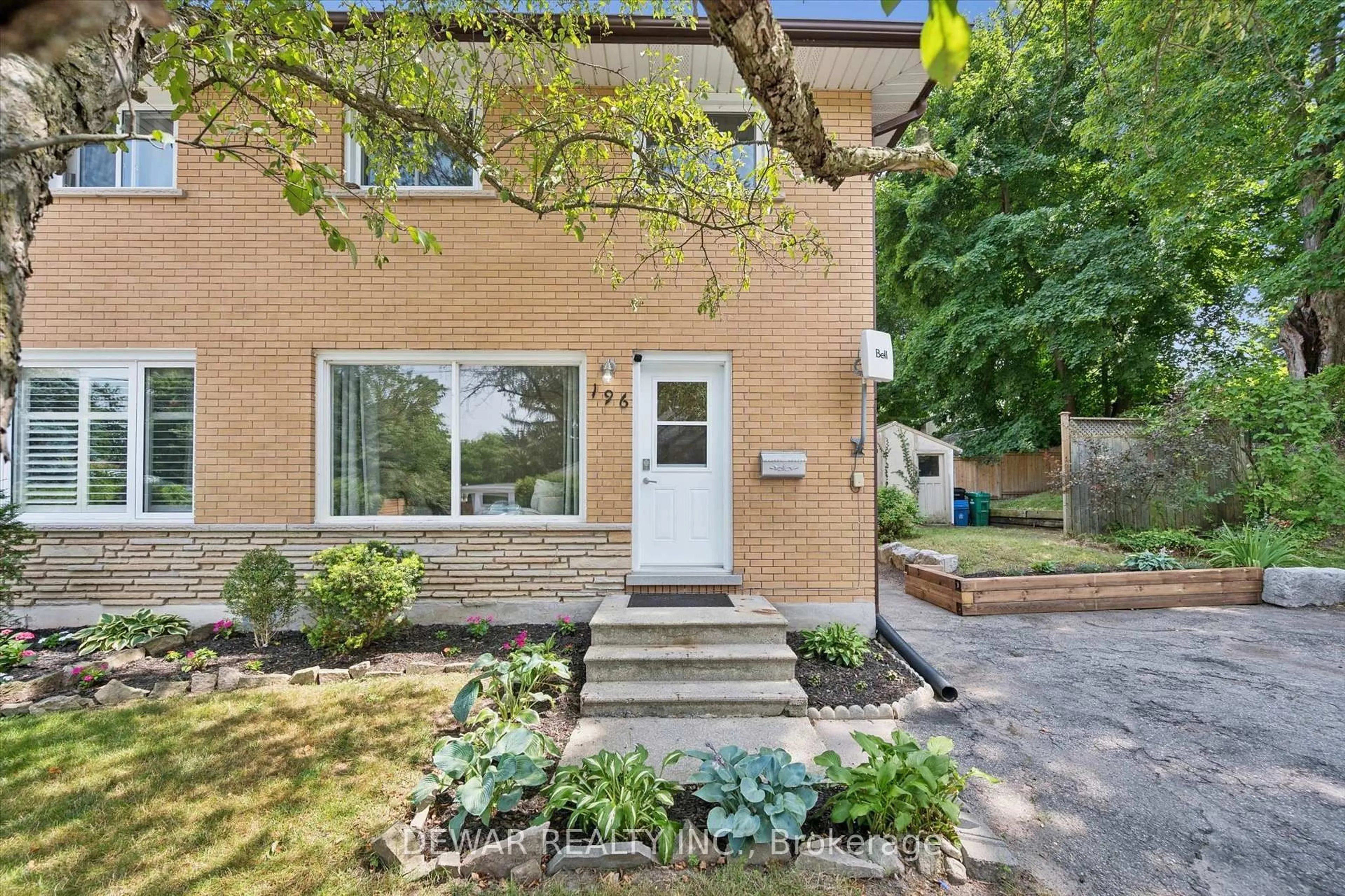 Home with brick exterior material, street for 196 Walker St, Cambridge Ontario N3C 2C2