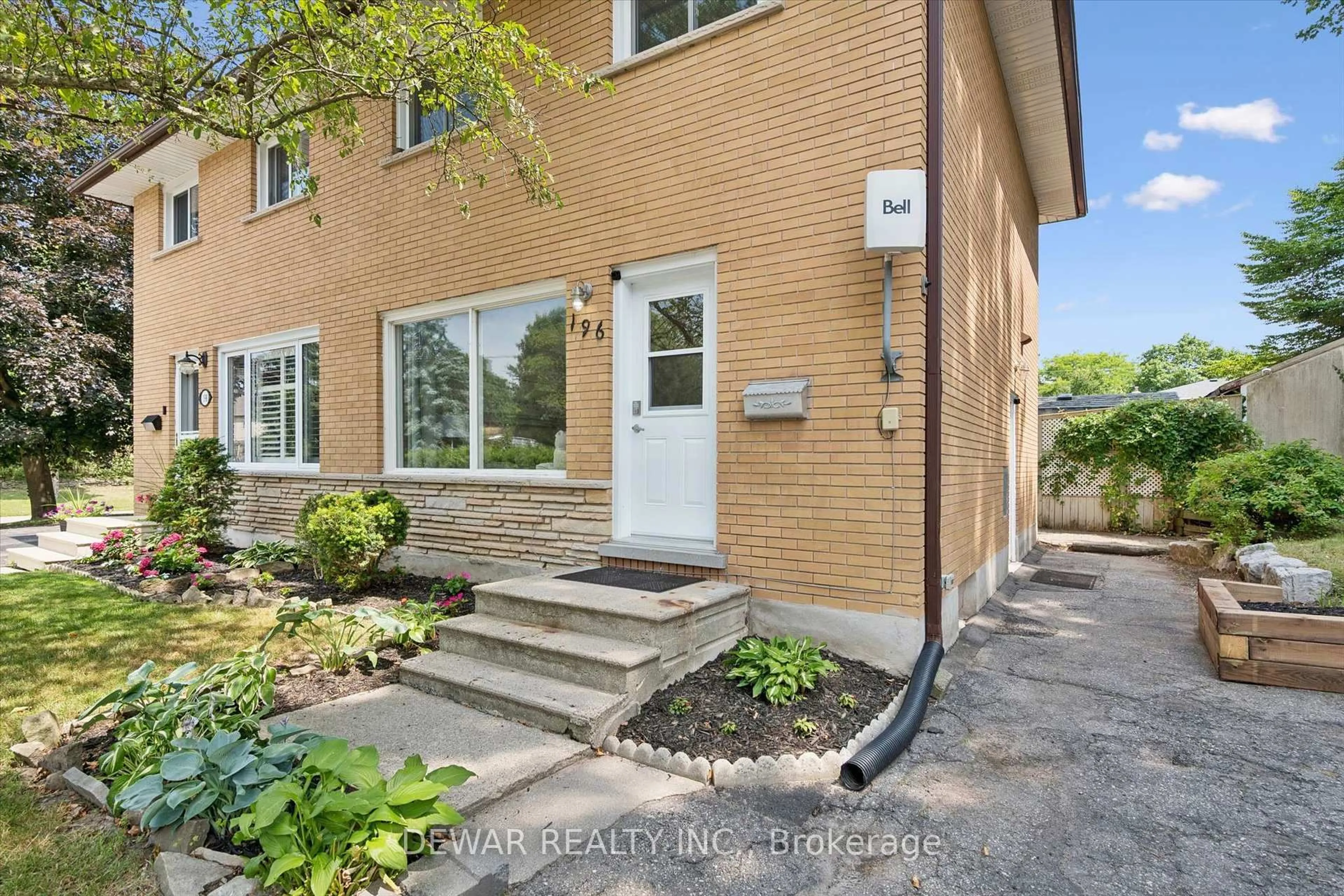 Home with brick exterior material, street for 196 Walker St, Cambridge Ontario N3C 2C2