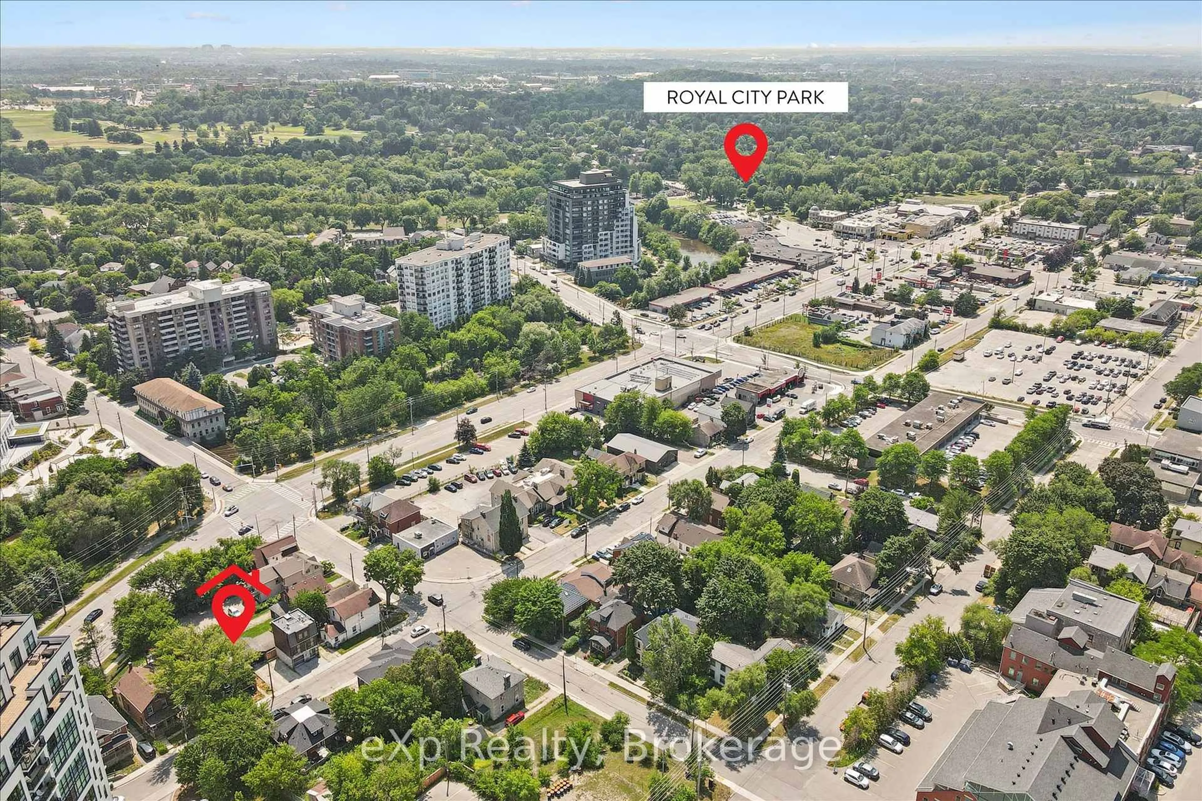 A pic from outside/outdoor area/front of a property/back of a property/a pic from drone, unknown for 131 Surrey St, Guelph Ontario N1H 3R1