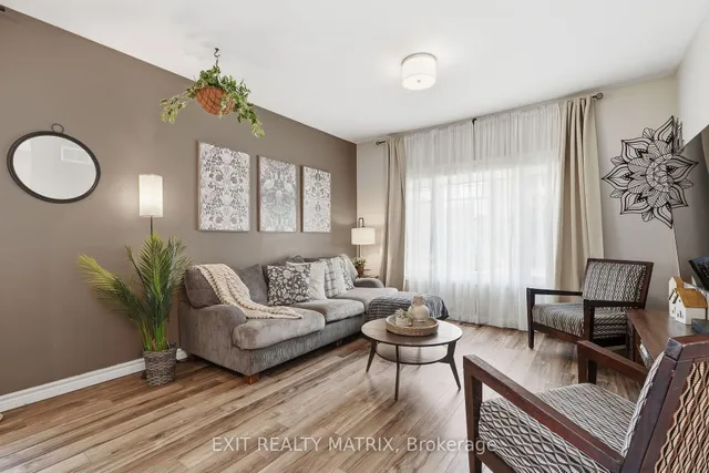 59 First Ave, Russell 5
