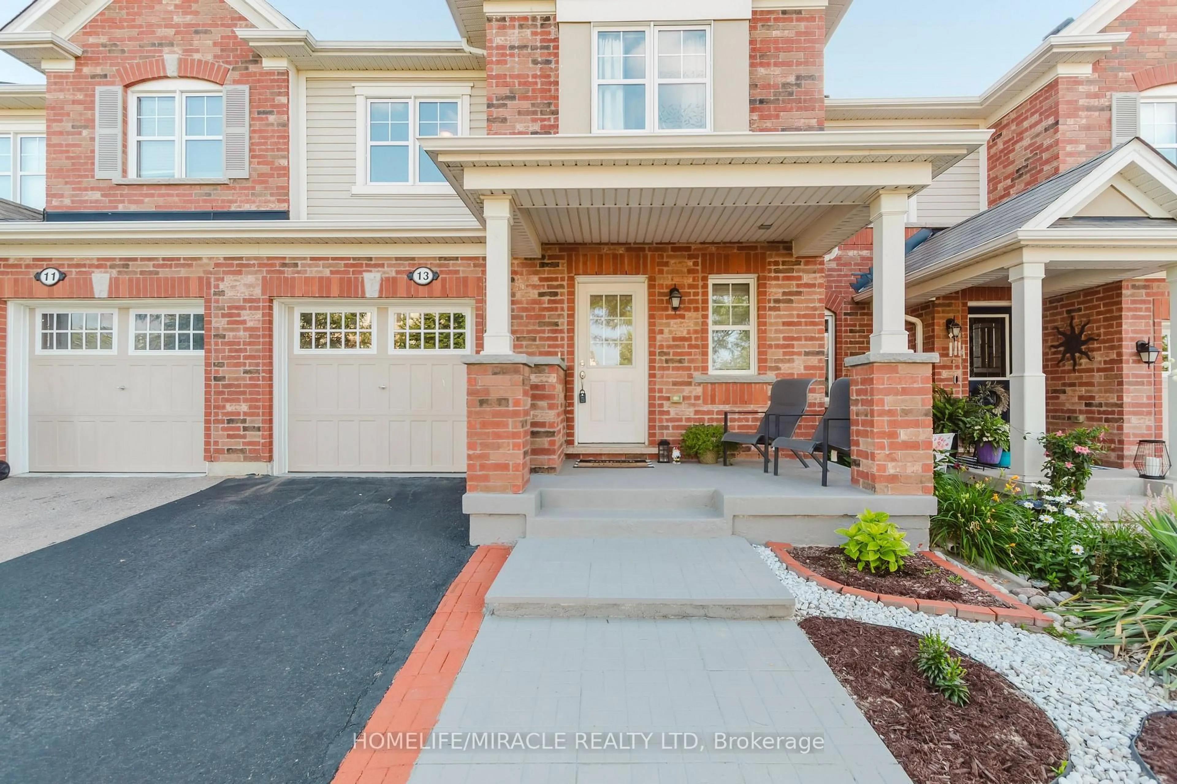 Home with brick exterior material, street for 13 Arbourview Cres, Kitchener Ontario N2R 1R4