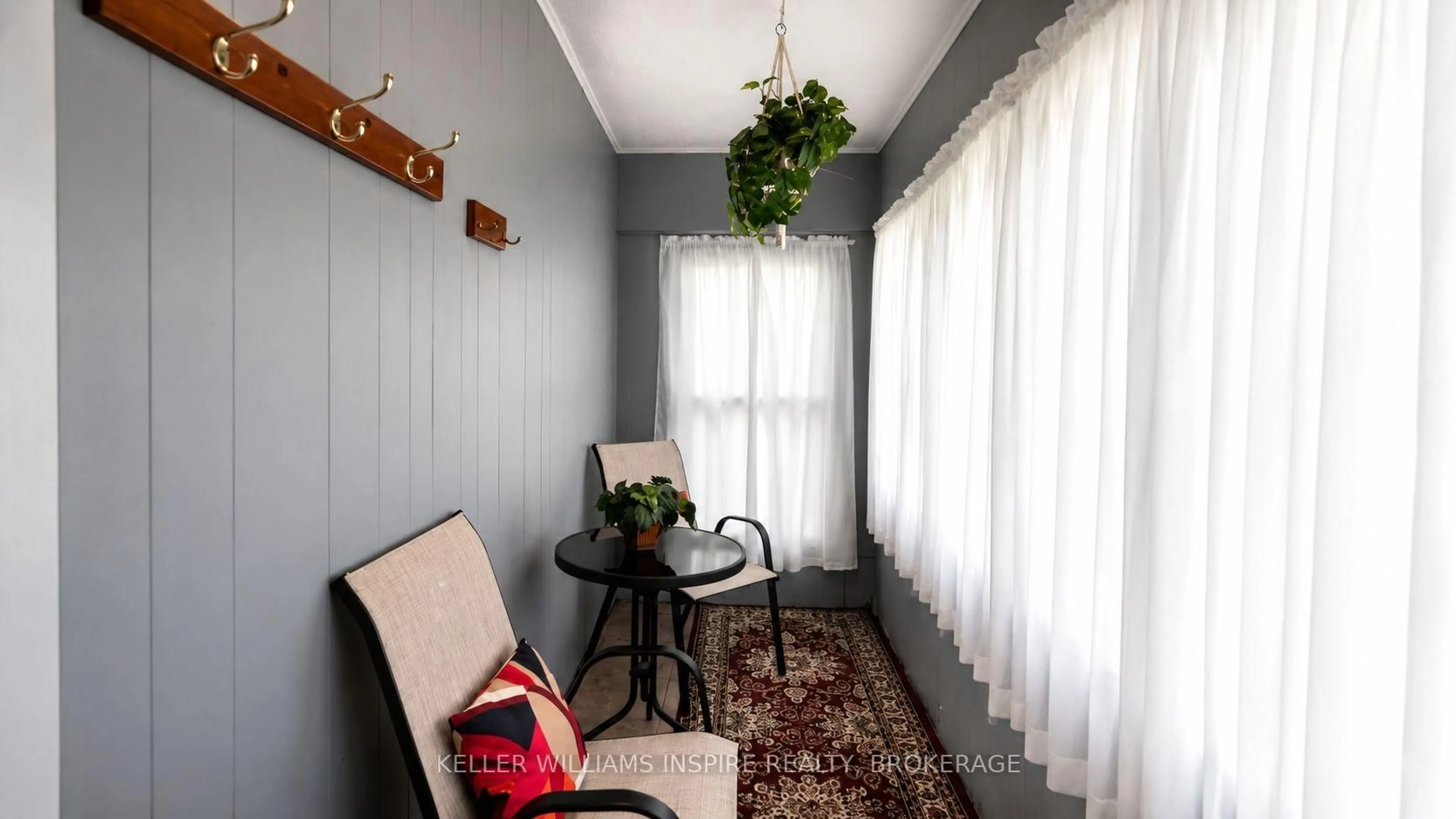 Unknown for 92 ELM St, Kingston Ontario K7K 1N2