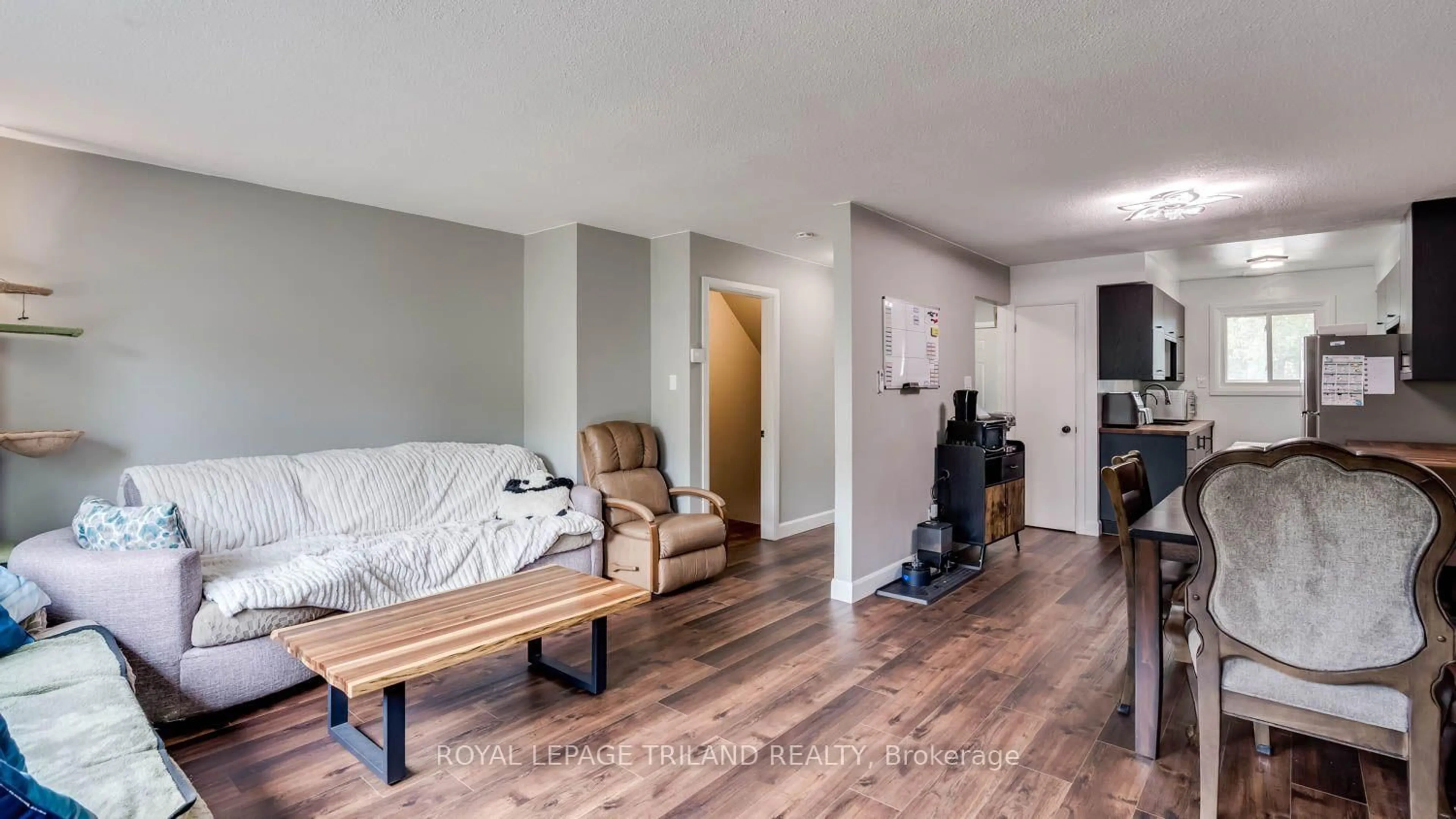Unknown for 1600 Culver Dr #32, London East Ontario N5V 3H5