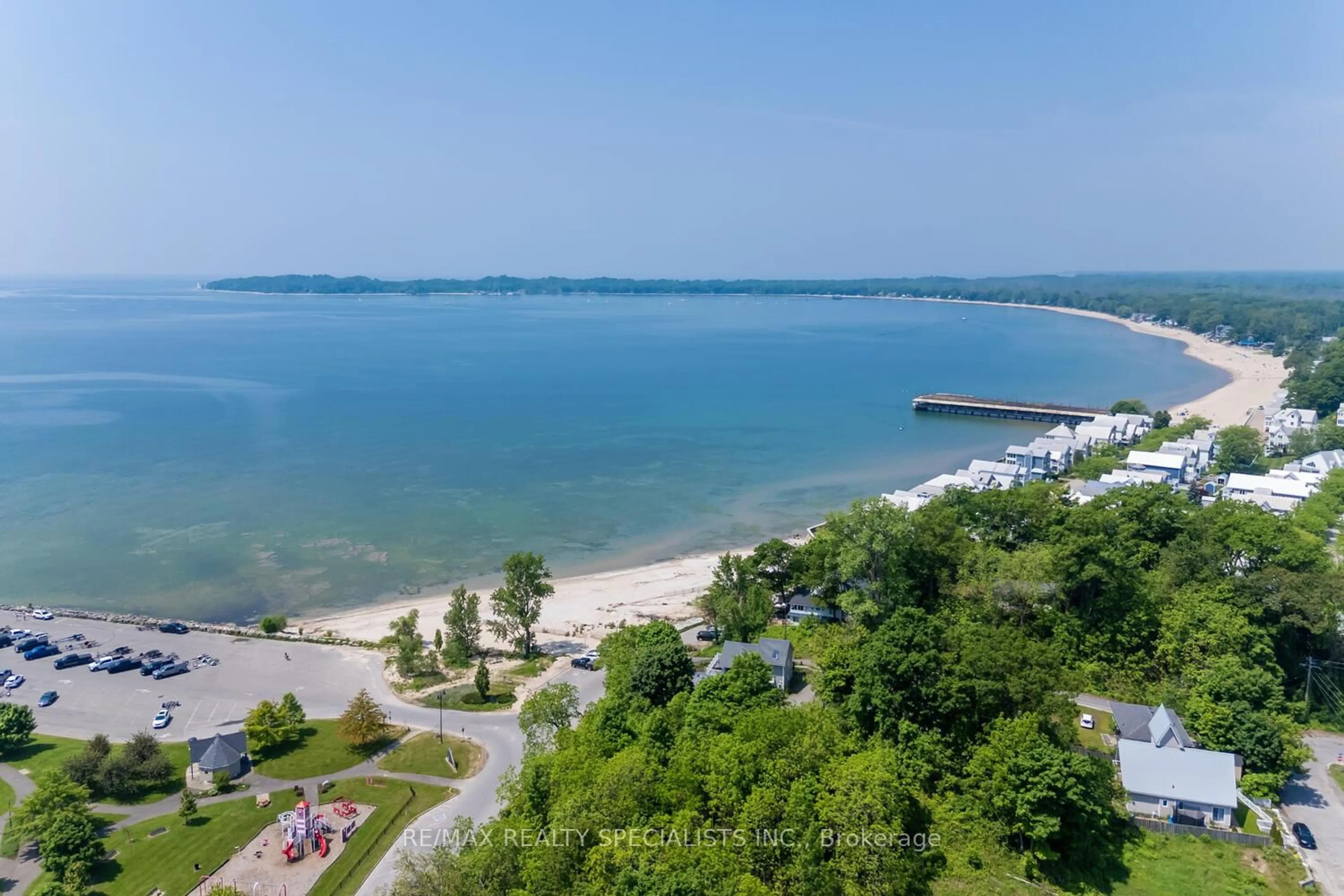 A pic from outside/outdoor area/front of a property/back of a property/a pic from drone, water/lake/river/ocean view for 532 RIDGEWAY Rd, Fort Erie Ontario L0S 1B0