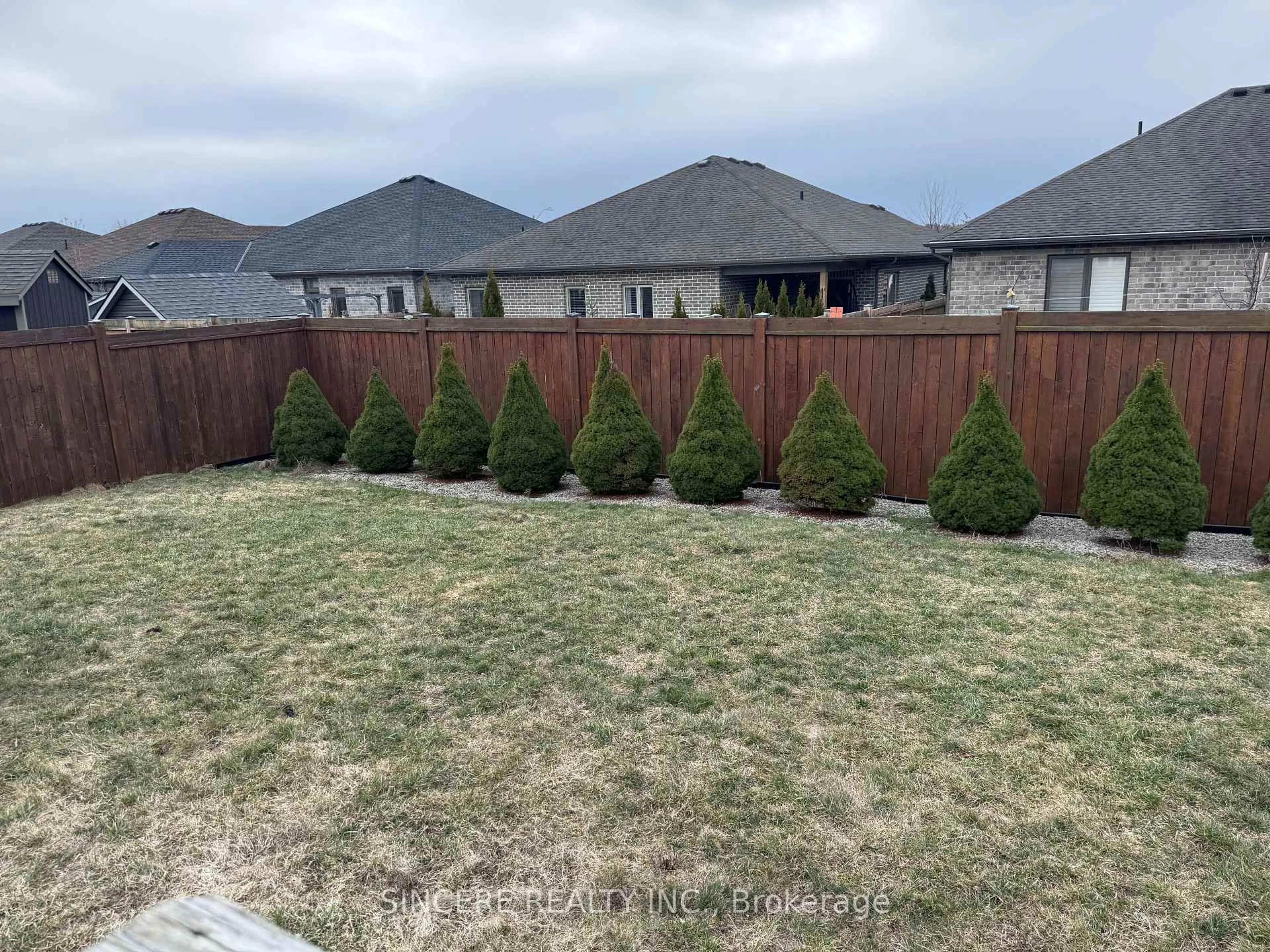 A pic from outside/outdoor area/front of a property/back of a property/a pic from drone, unknown for 37 Galinee Tr, Norfolk Ontario N0A 1N9