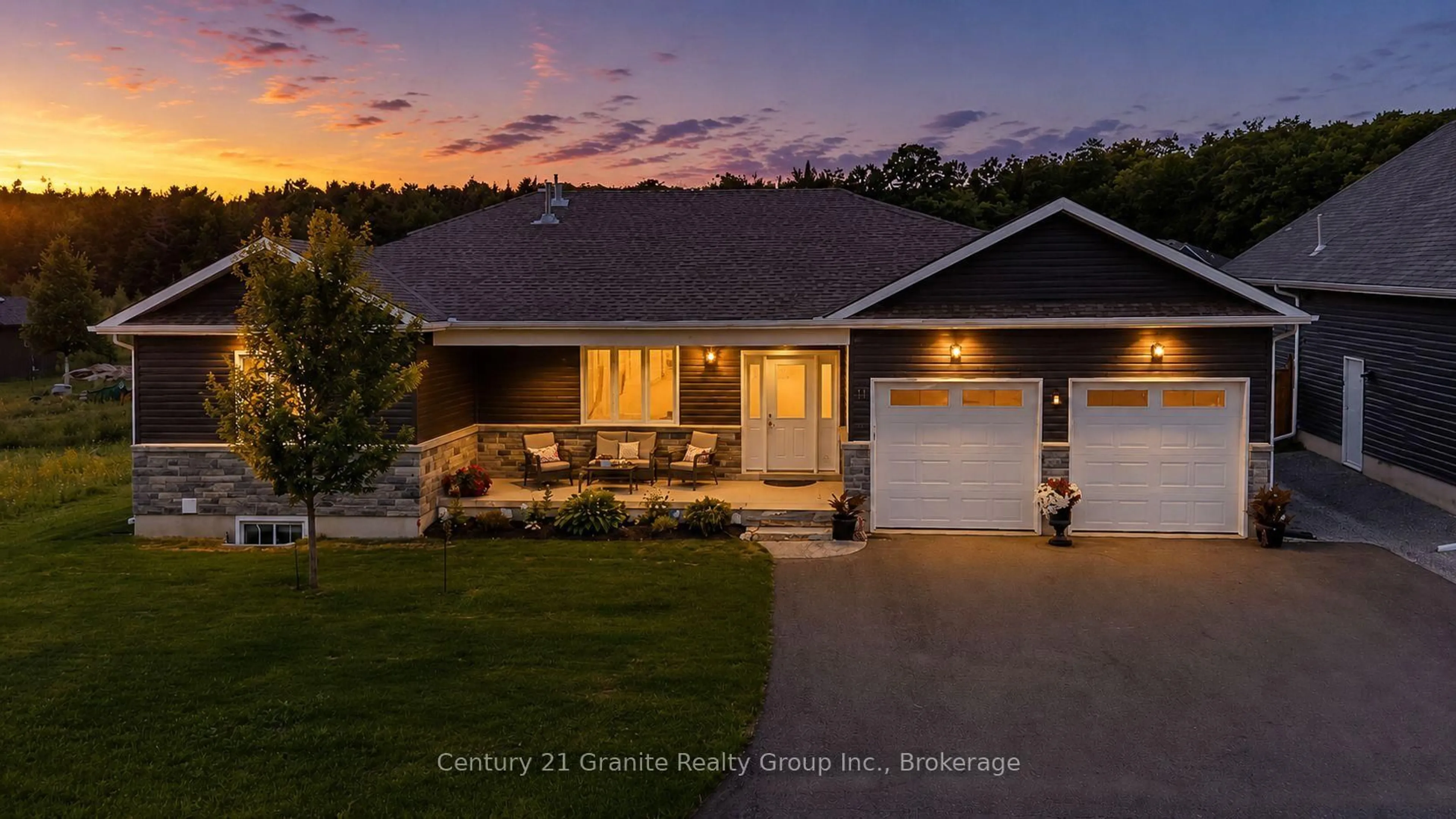 Home with vinyl exterior material, water/lake/river/ocean view for 39 Windover Dr, Minden Hills Ontario K0M 2K0