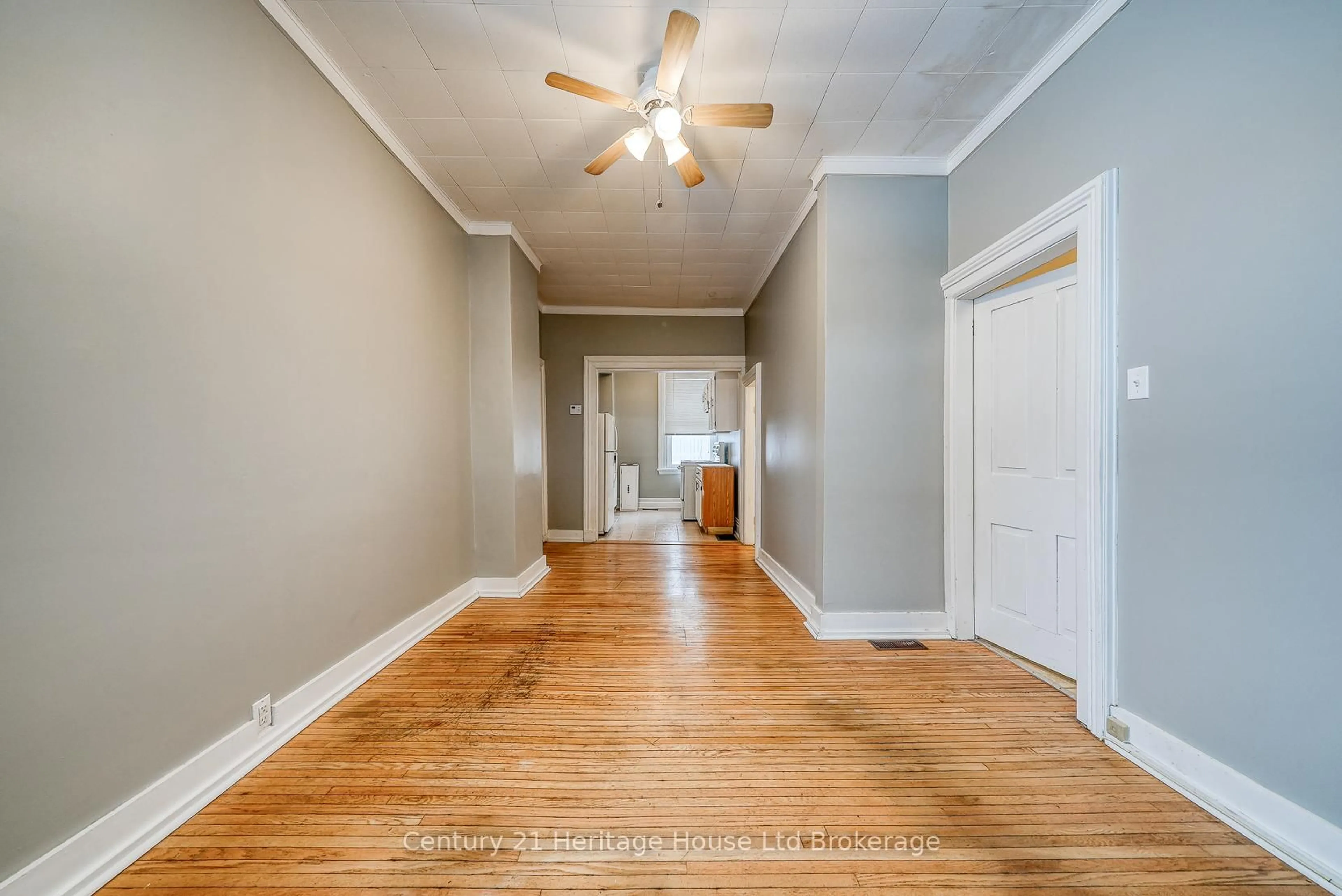 A pic of a room for 119 Carroll St, Ingersoll Ontario N5C 1W3