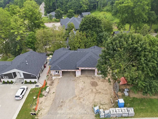 63 LAUREL St, Brant 3