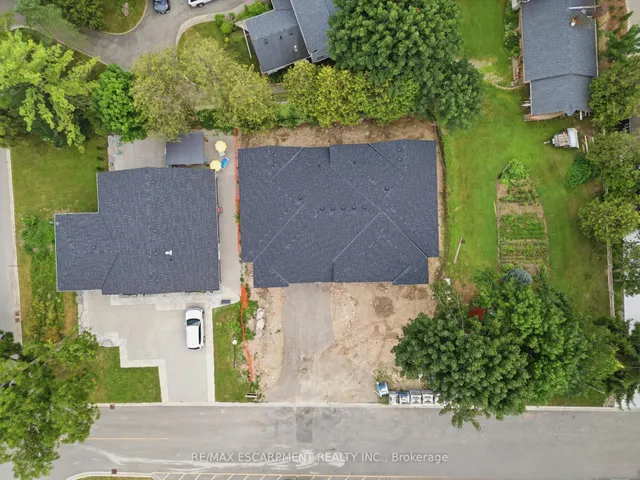 63 LAUREL St, Brant 4
