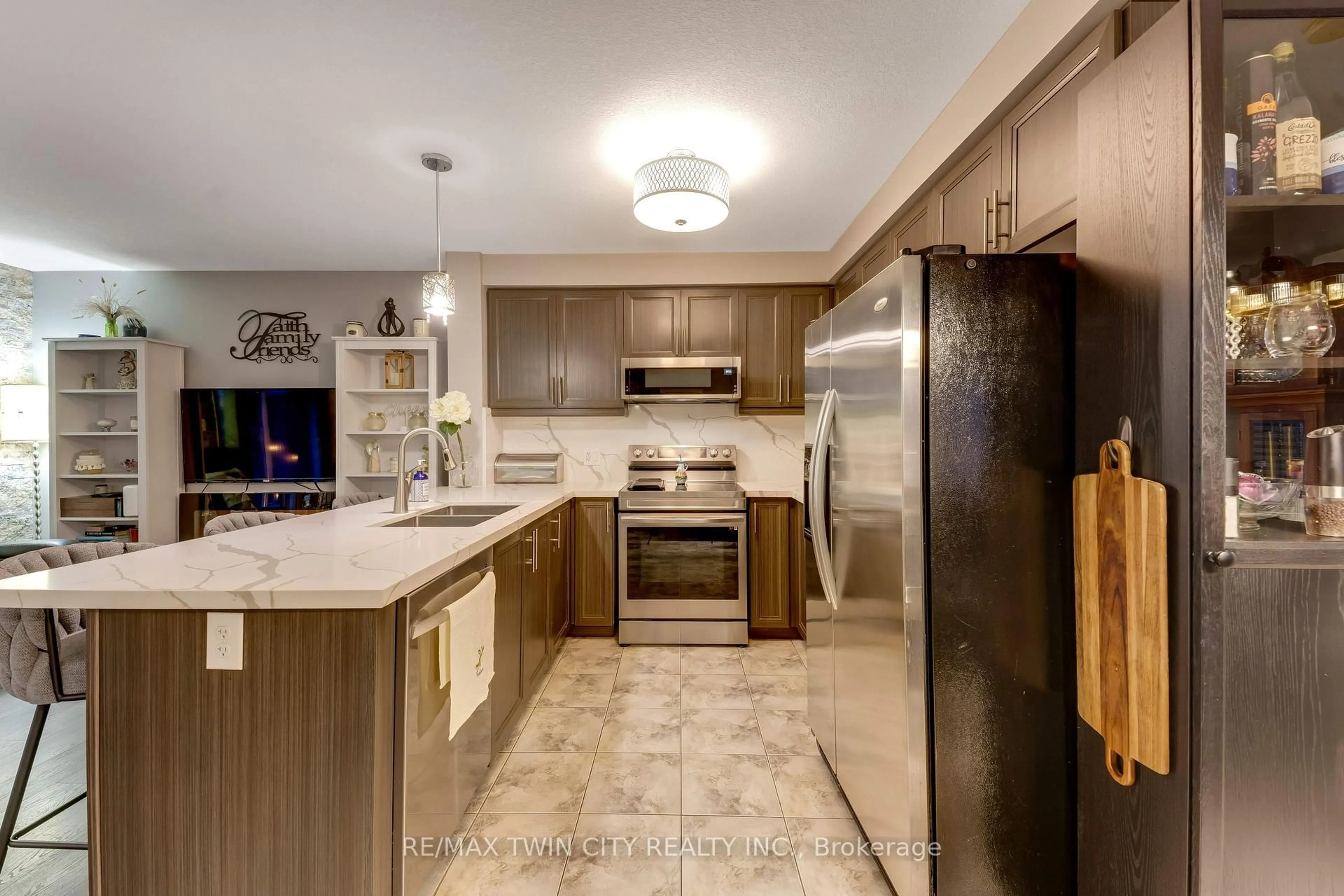 Open concept kitchen, ceramic/tile floor for 168 Miatland St, Kitchener Ontario N2R 0C3