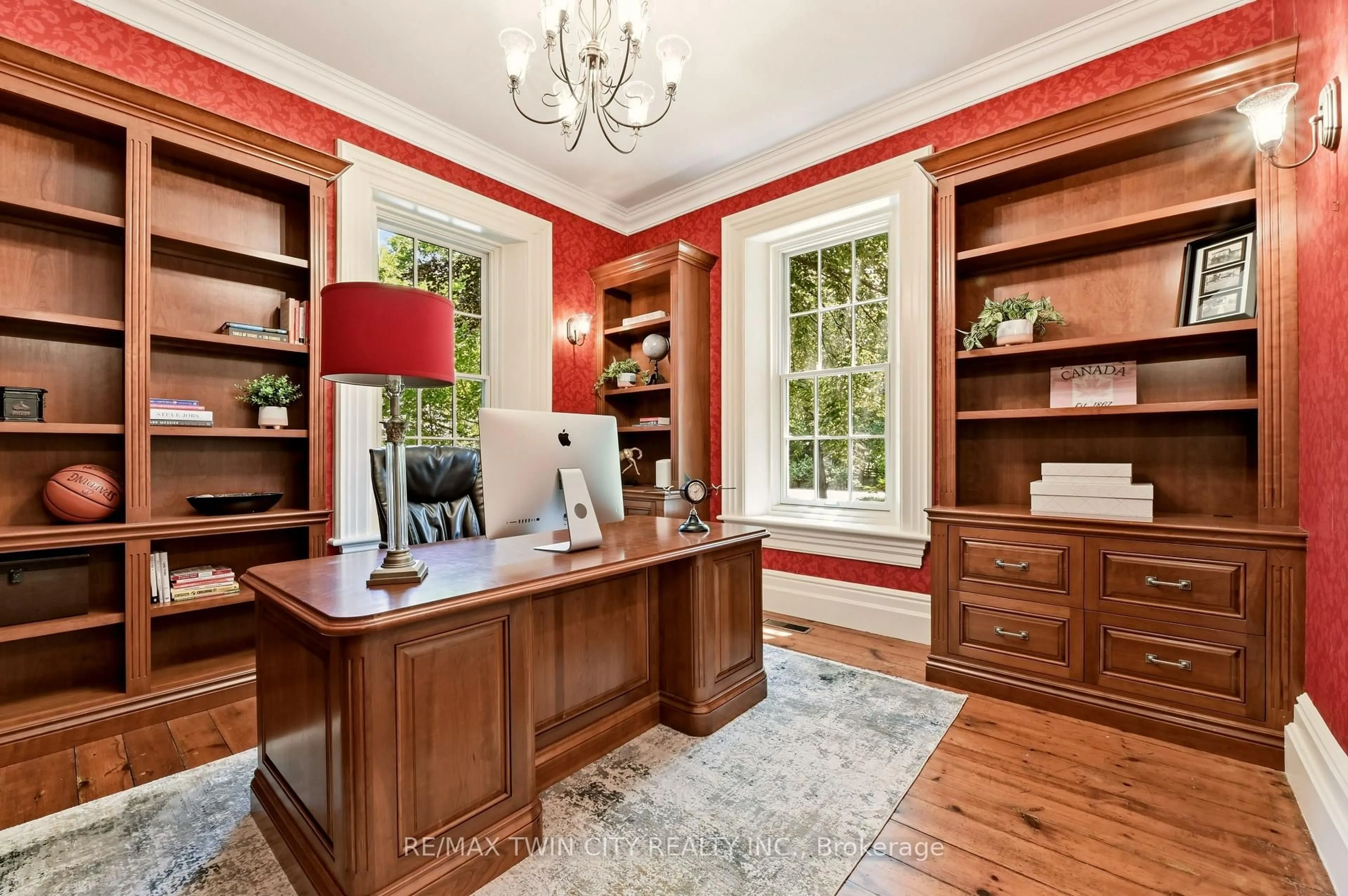 A pic of a room for 25 Dunbar St, Brant Ontario N0B 1W0