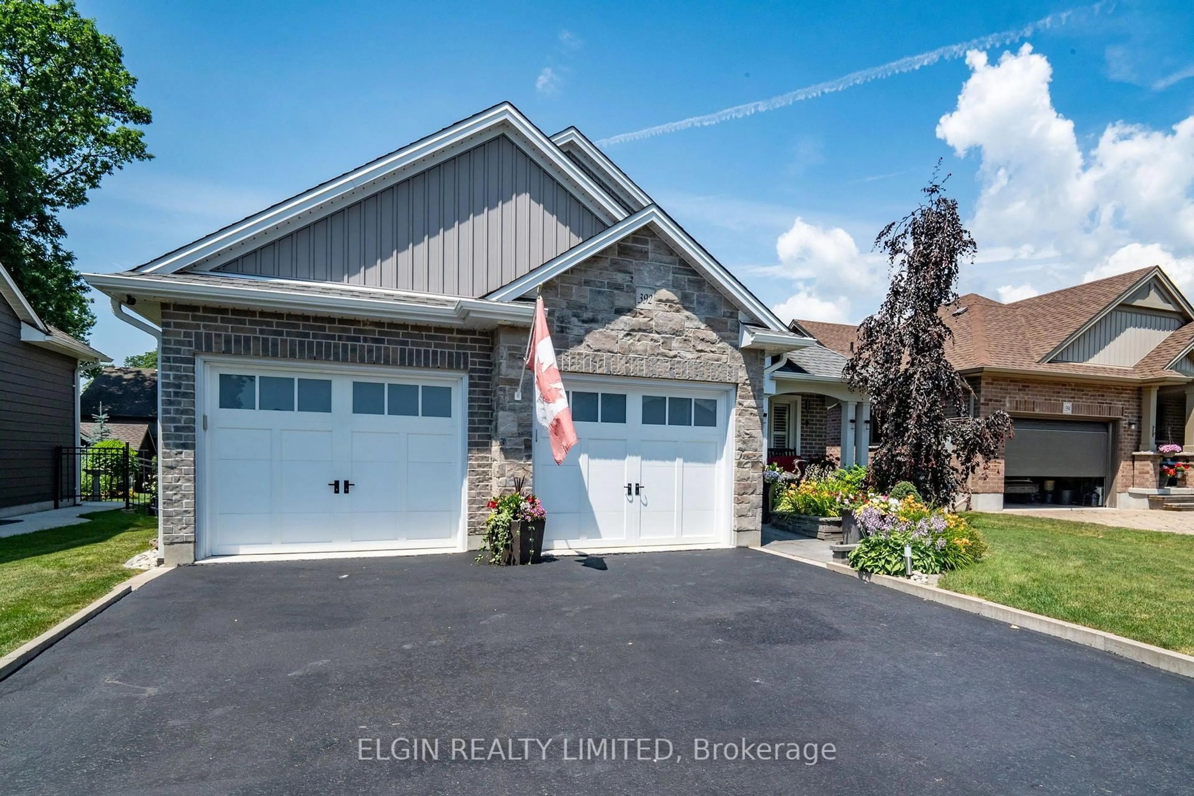 Unknown for 392 Larry St, Central Elgin Ontario N5L 0A6