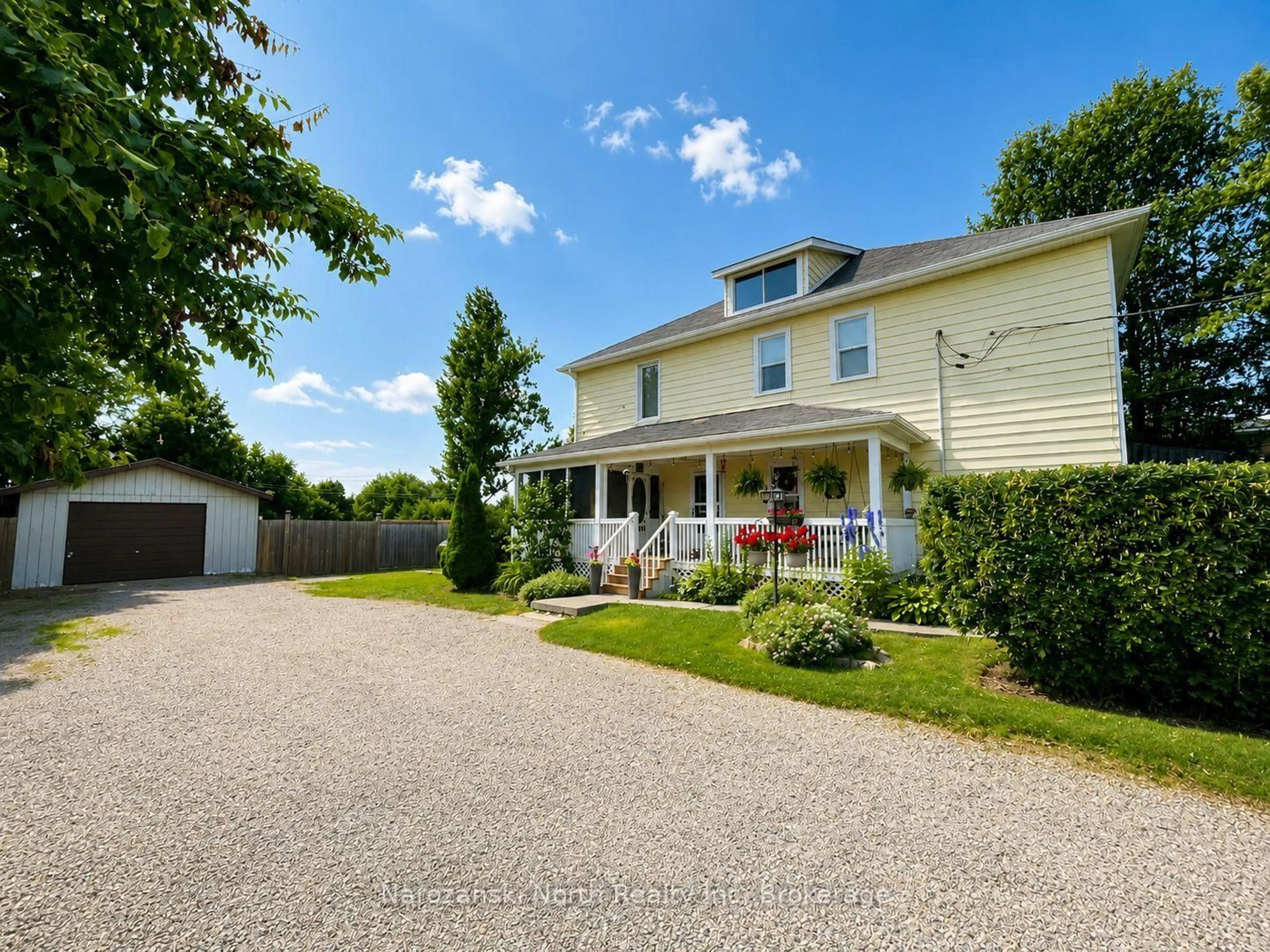 A pic from outside/outdoor area/front of a property/back of a property/a pic from drone, street for 14 Notre Dame St, French River Ontario P0M 2N0