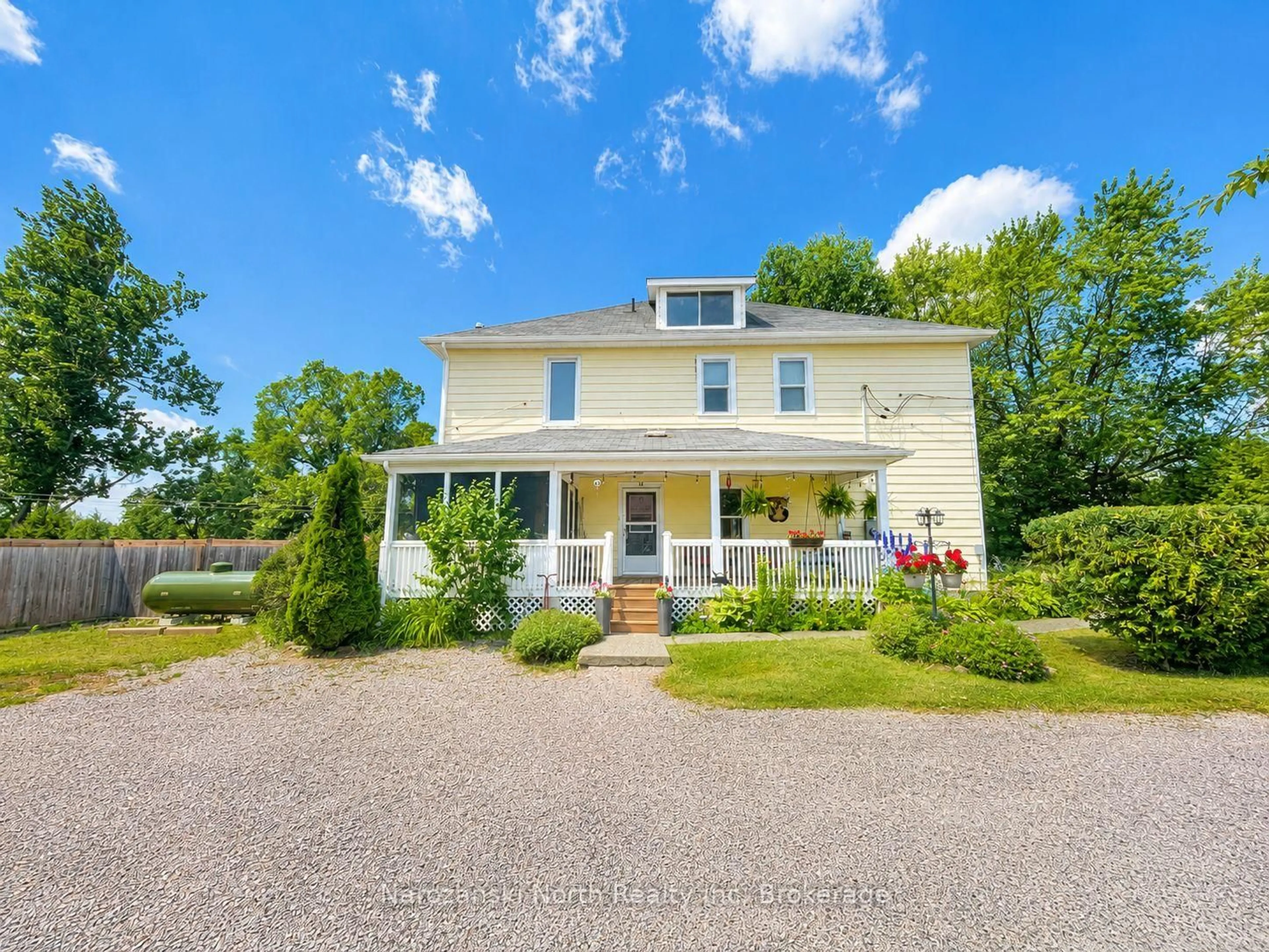 A pic from outside/outdoor area/front of a property/back of a property/a pic from drone, street for 14 Notre Dame St, French River Ontario P0M 2N0