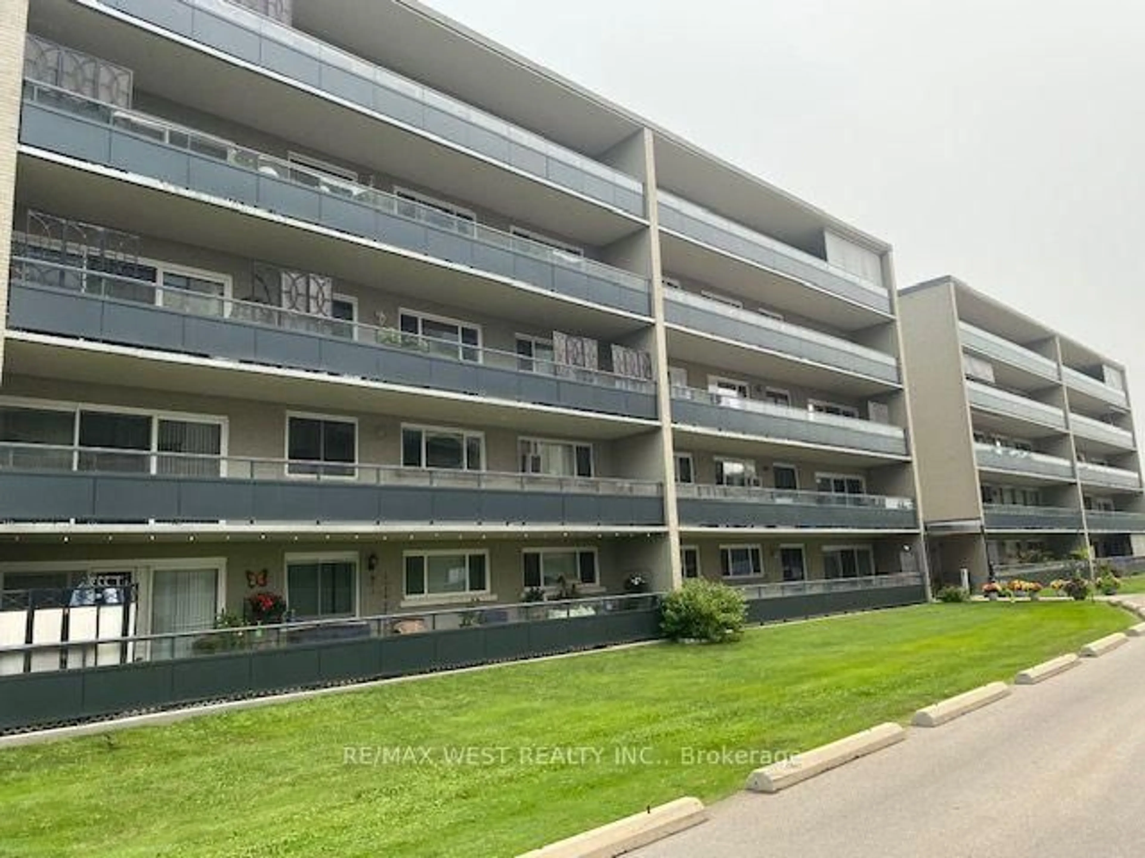 Unknown for 510 Queenston Rd #103, Hamilton Ontario L8K 1J3
