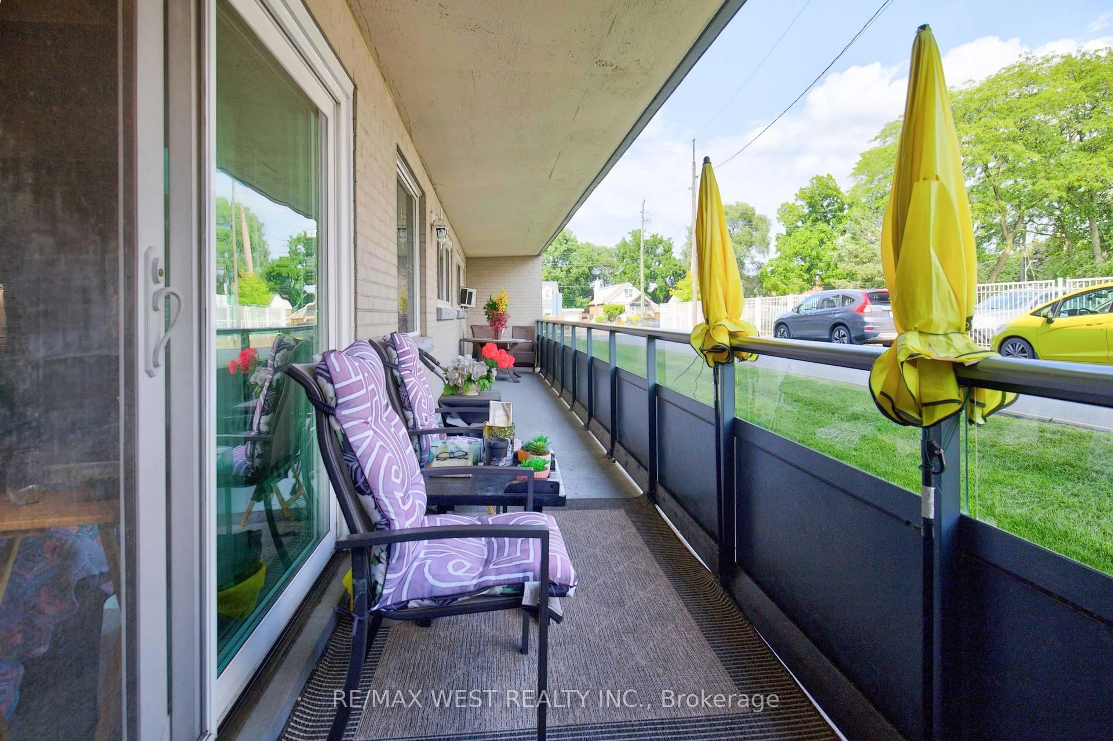 Patio, unknown for 510 Queenston Rd #103, Hamilton Ontario L8K 1J3