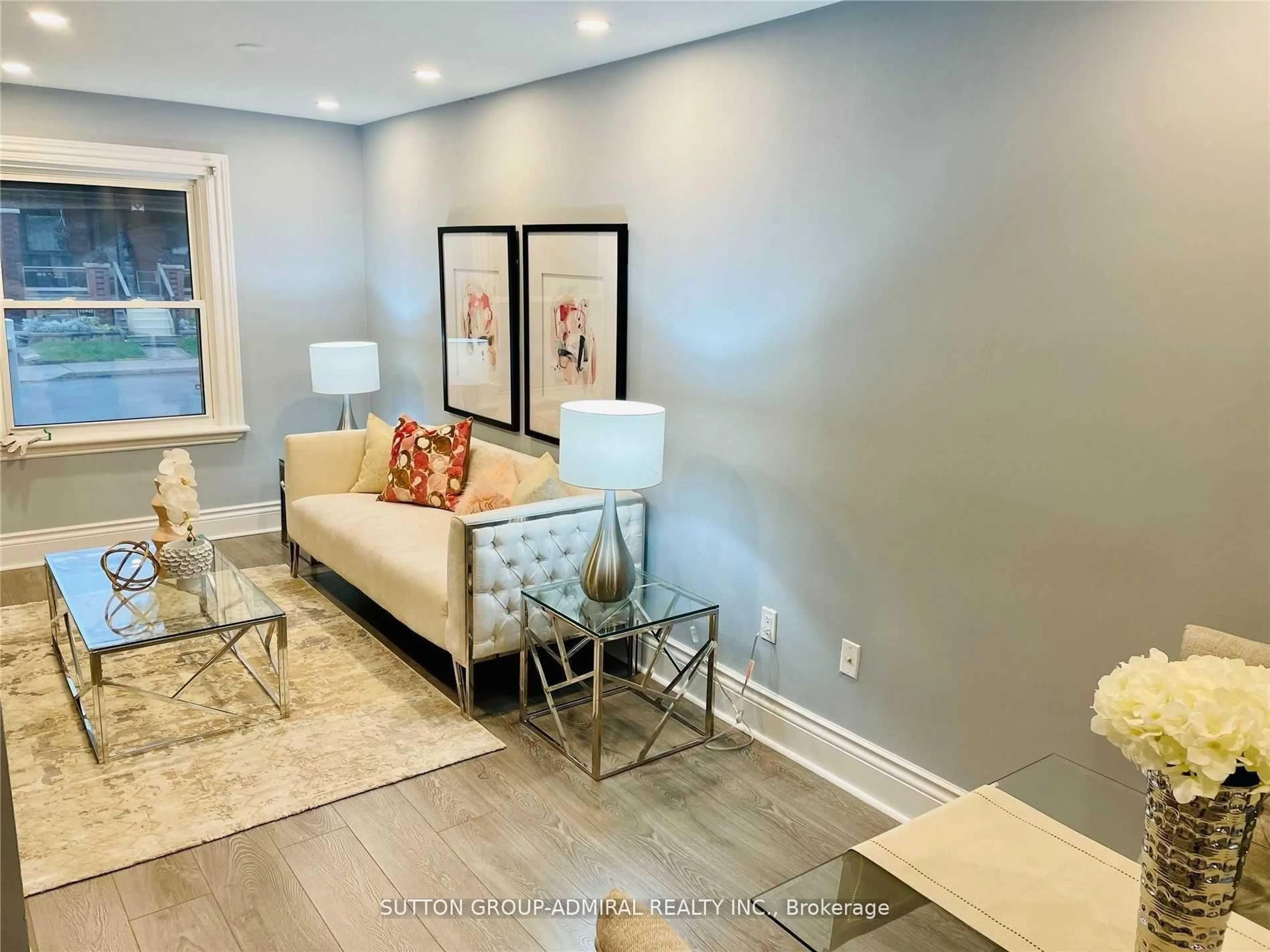 Living room with furniture, unknown for 123 Lottridge St, Hamilton Ontario L8L 6V3
