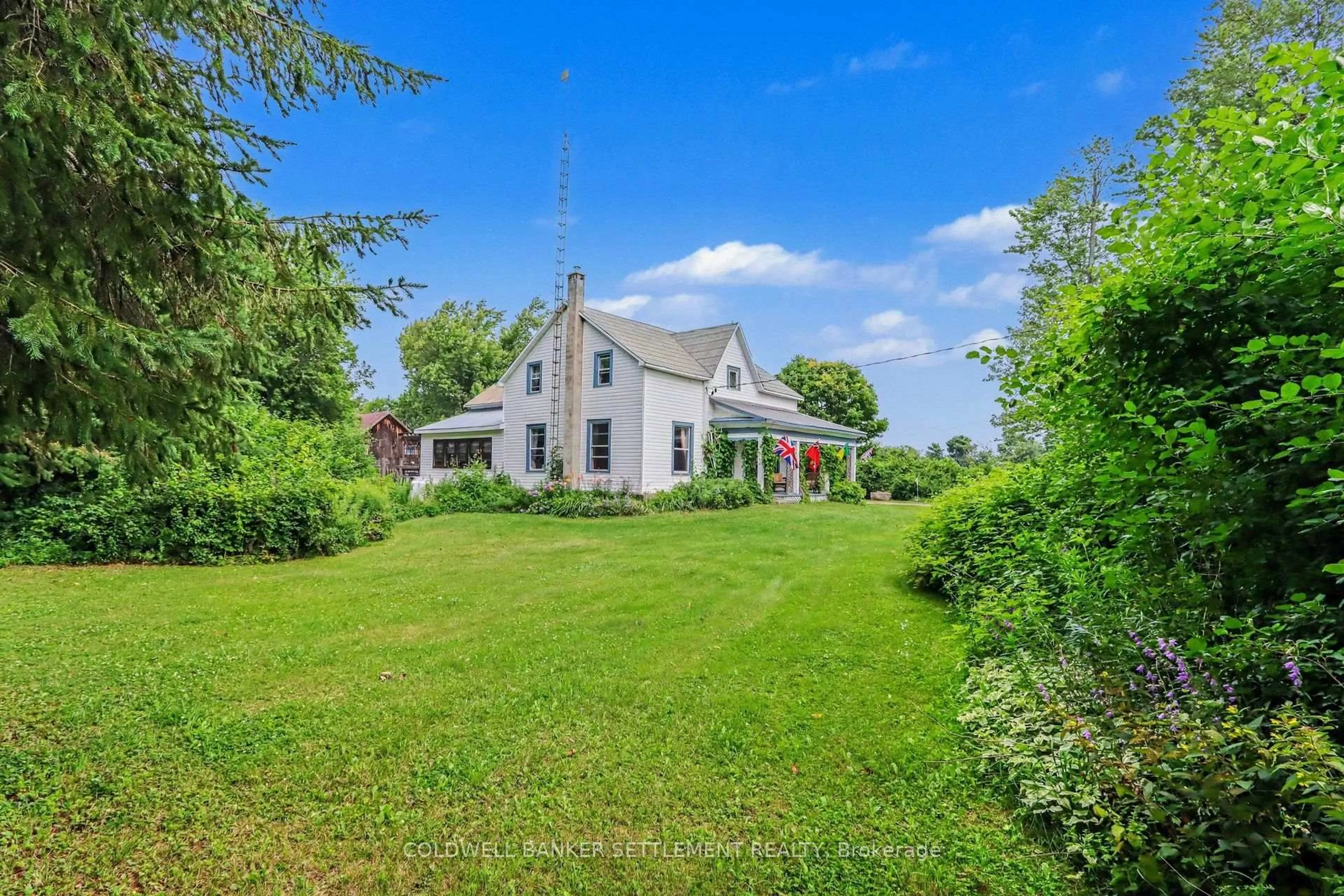 A pic from outside/outdoor area/front of a property/back of a property/a pic from drone, building for 3092 Drummond Con 8a Rd, Balderson Ontario K0G 1A0