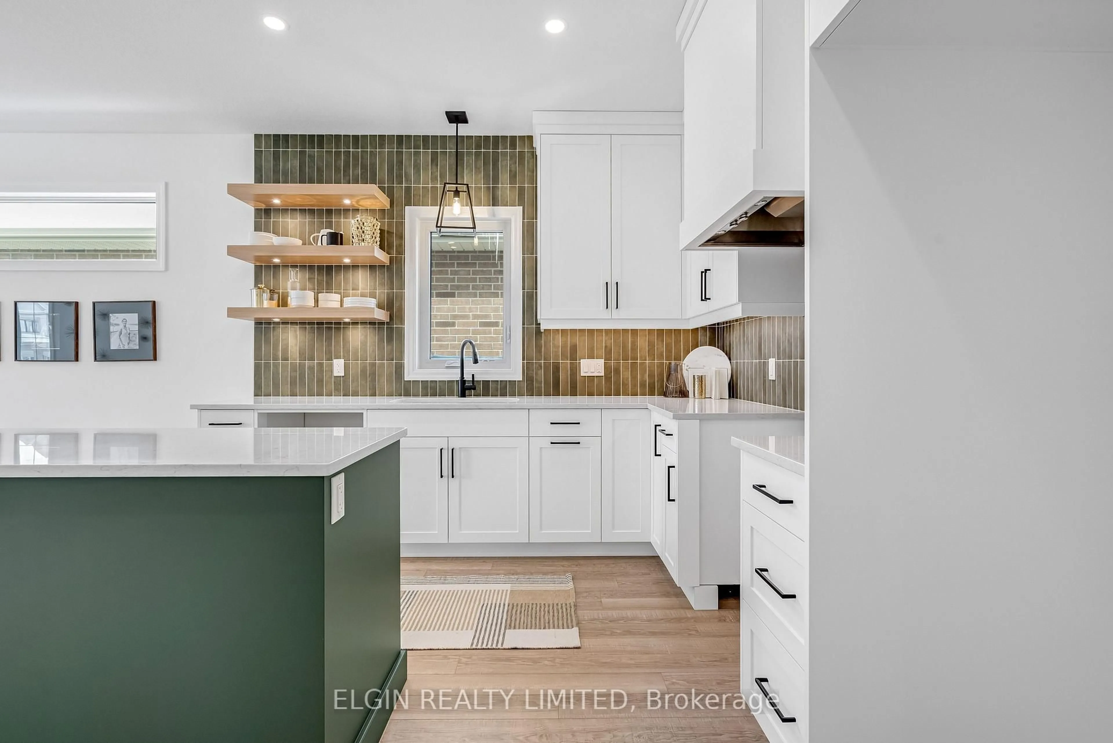 Contemporary kitchen, unknown for 58 Braun Ave, Tillsonburg Ontario N4G 0K4