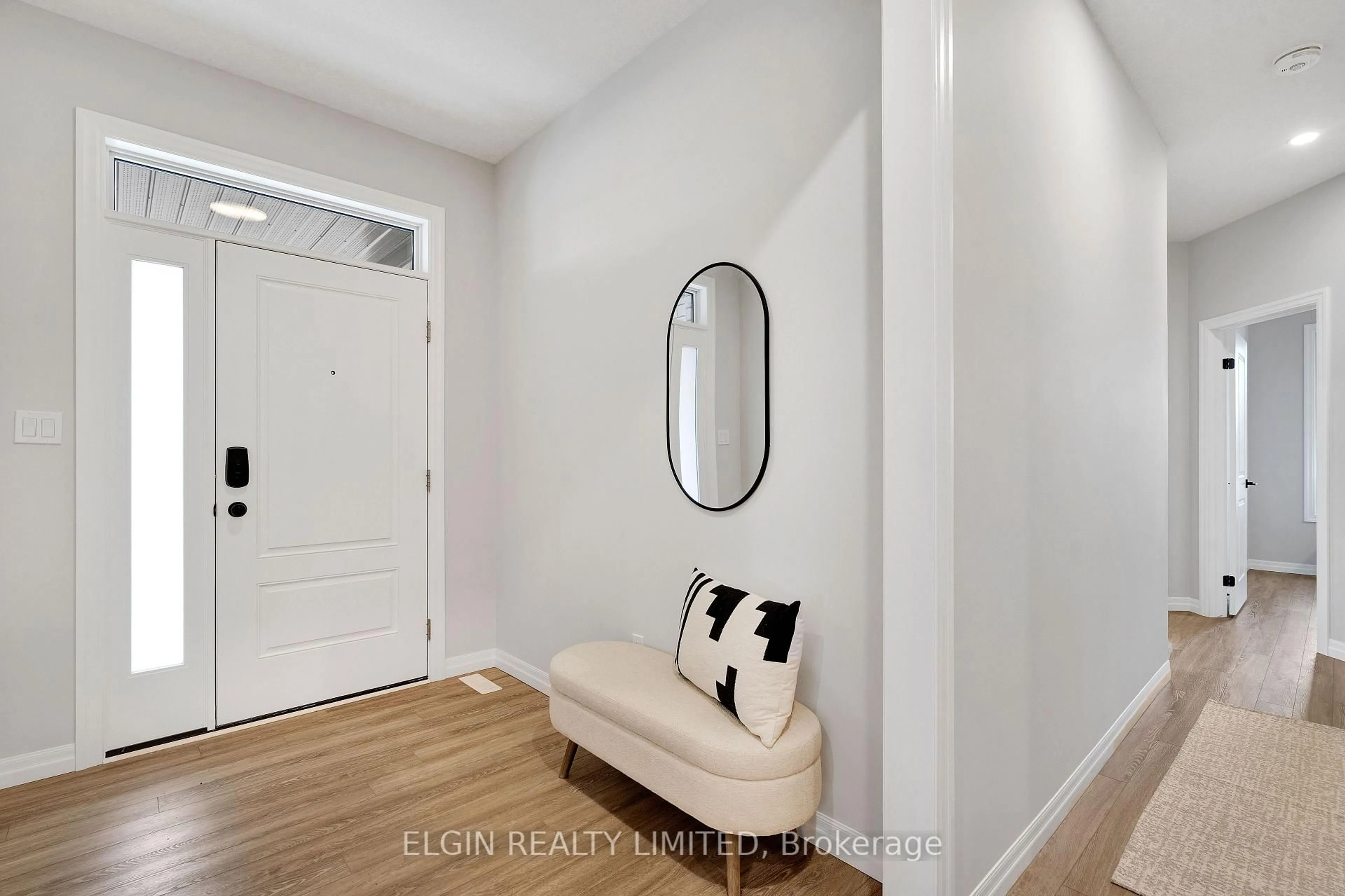 Indoor entryway for 74 Braun Ave, Tillsonburg Ontario N4G 0K4