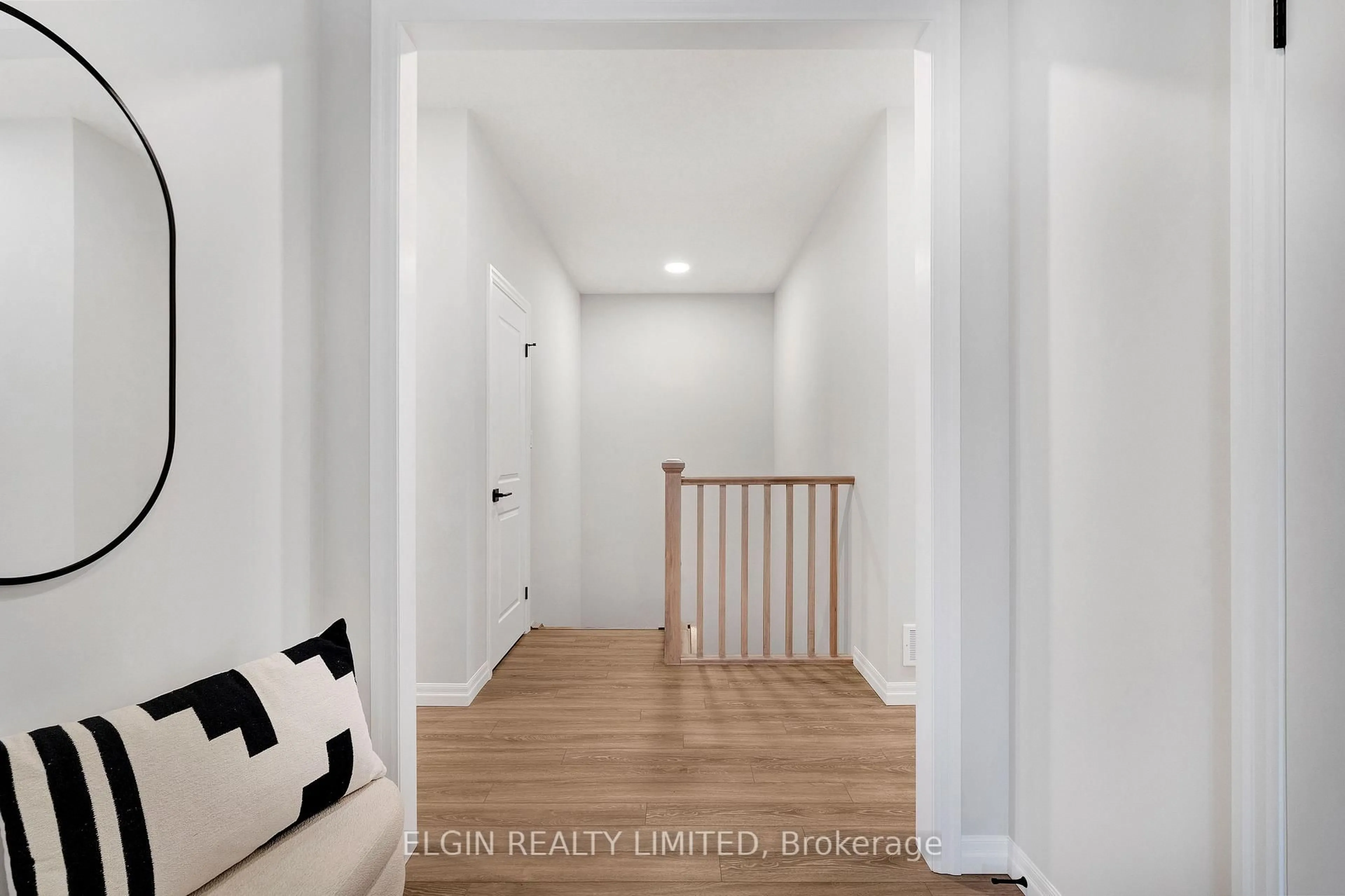 Indoor entryway for 74 Braun Ave, Tillsonburg Ontario N4G 0K4