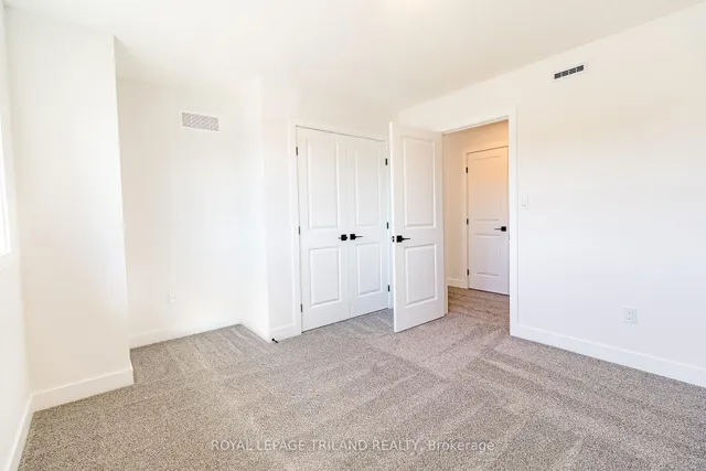 18 HAWKS Gate, Central Elgin 5