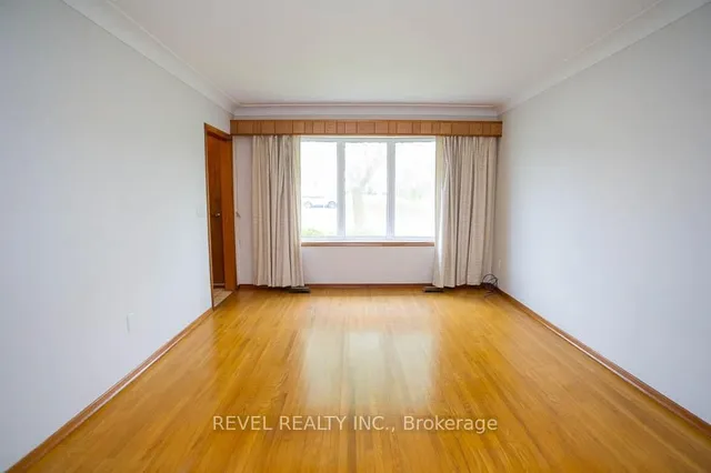 120 Henry St, Brantford 4