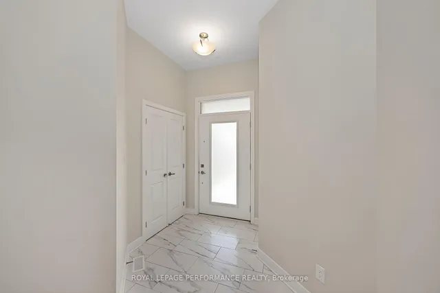 414 Longworth Ave, Ottawa 3