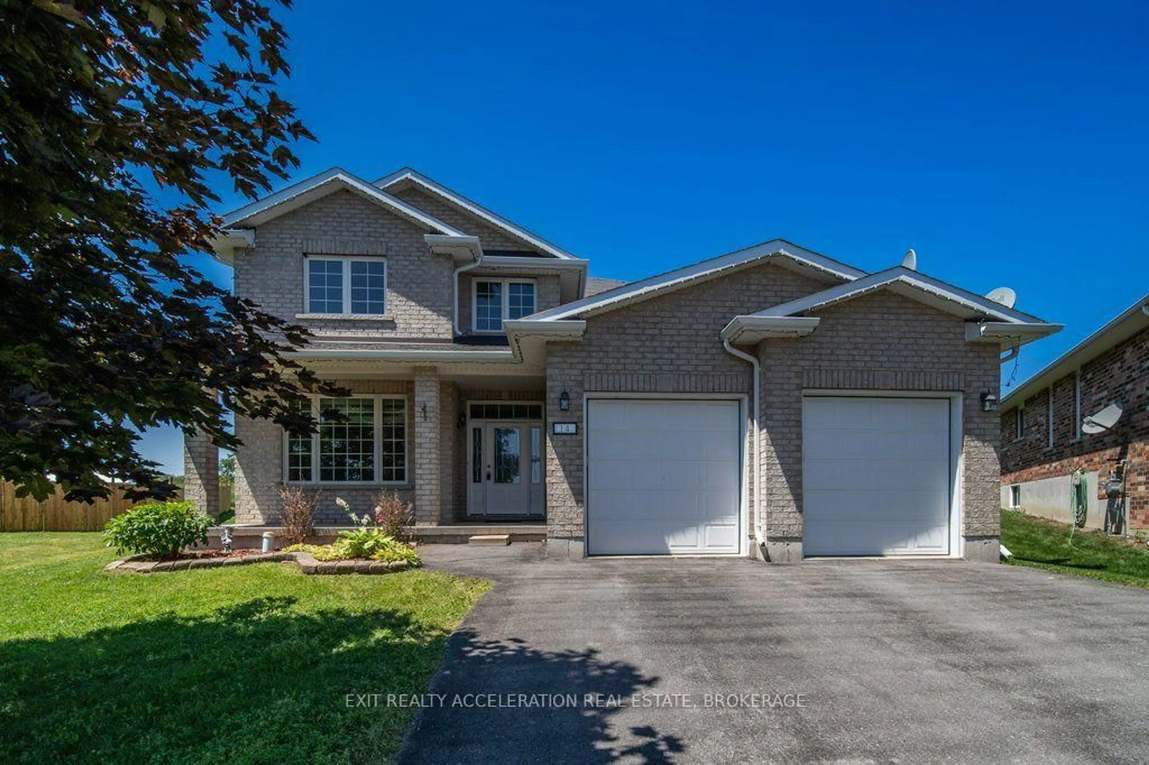 Home with vinyl exterior material, street for 14 Ashwood Cres, Greater Napanee Ontario K7R 3L1