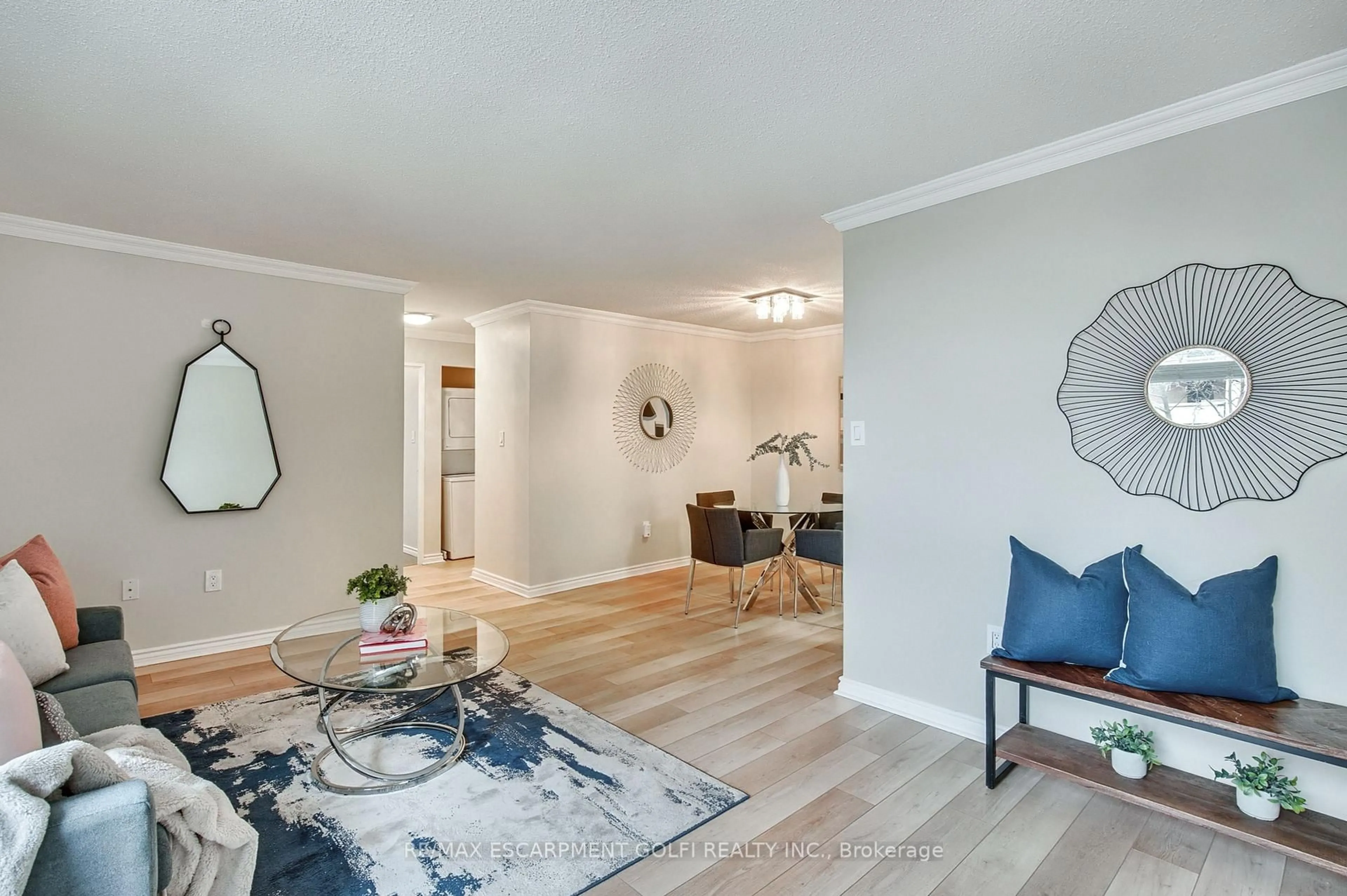 Unknown for 222 Jackson St #305, Hamilton Ontario L8P 4S5