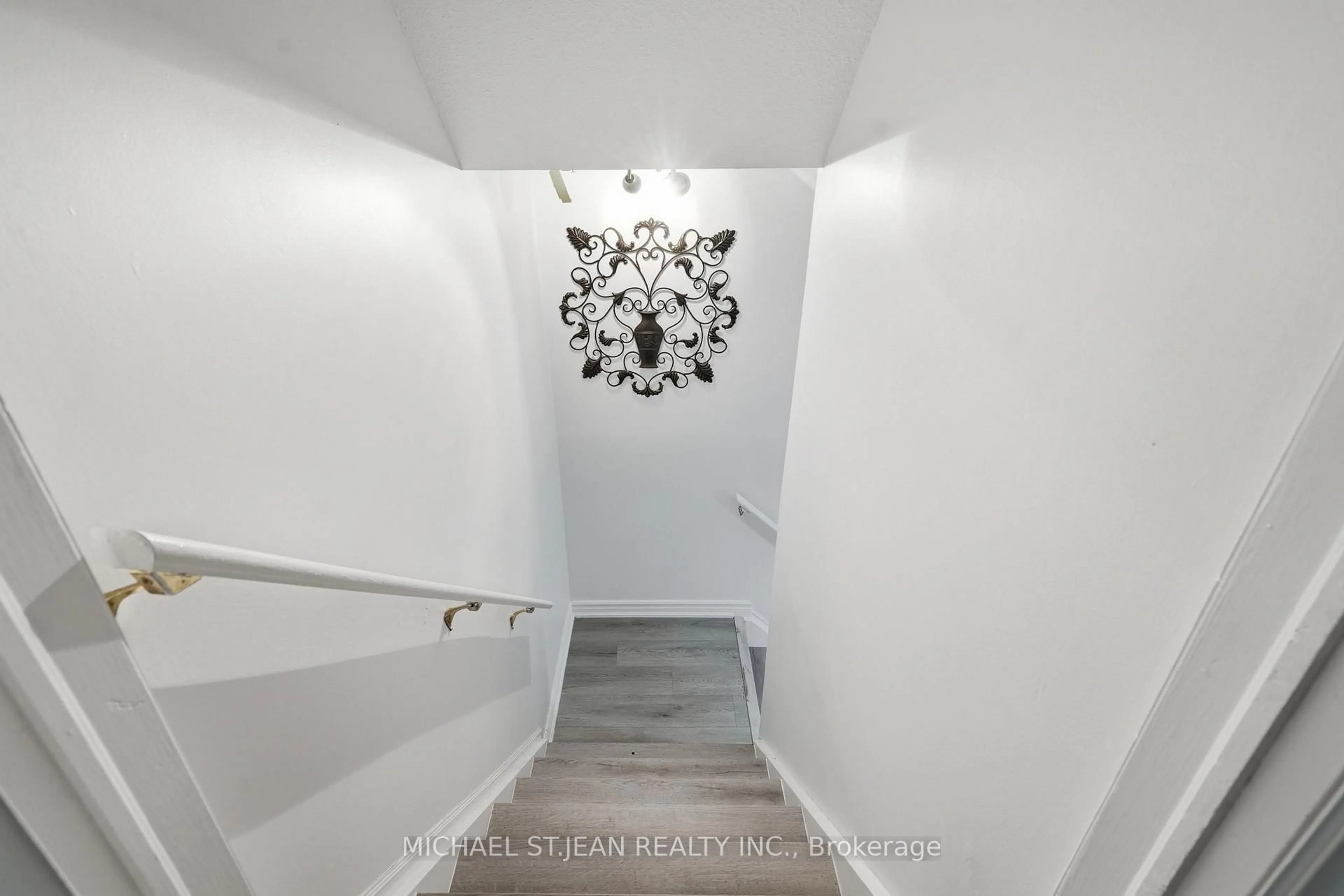 Unknown for 55 Woodside Sq, Pelham Ontario L0S 1E4