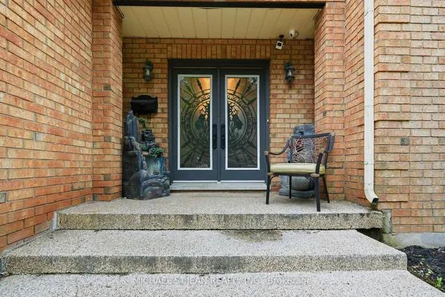 55 Woodside Sq, Pelham 5