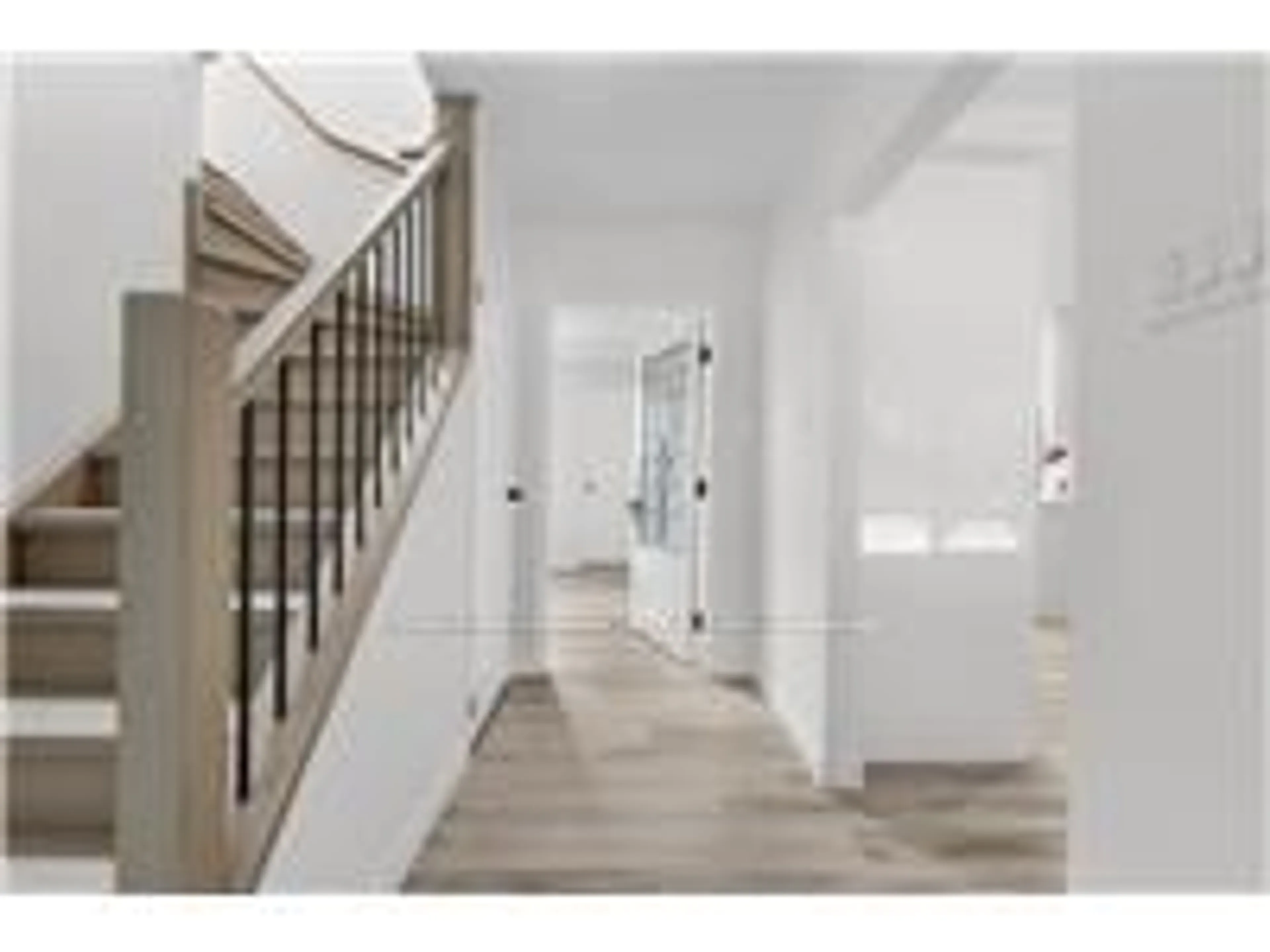 Indoor entryway for 345 BERKINDALE Dr, Hamilton Ontario L8E 3E8