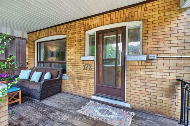 172 Kensington Ave, Hamilton 4