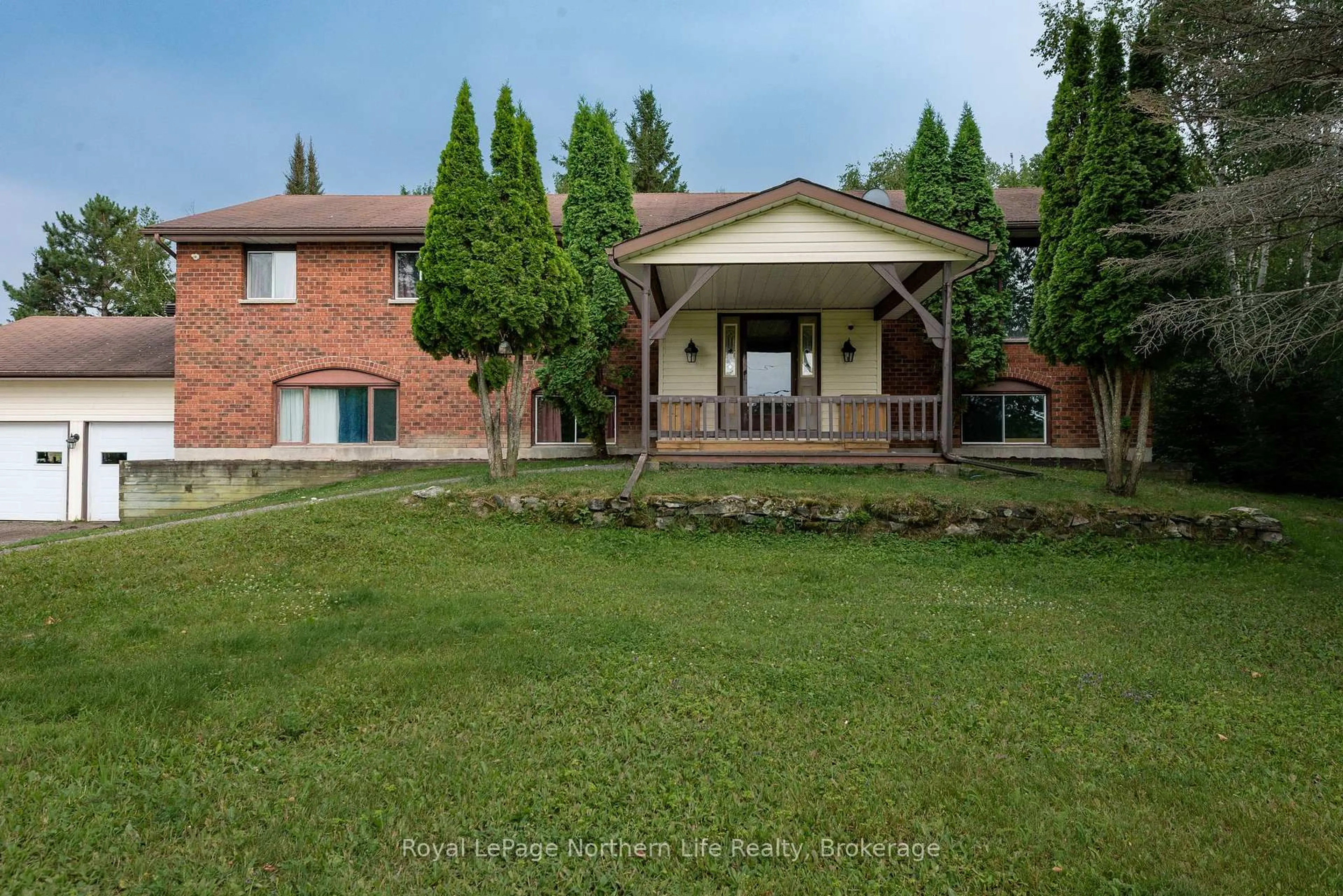 A pic from outside/outdoor area/front of a property/back of a property/a pic from drone, unknown for 312 JOHNSON Rd, East Ferris Ontario P0H 1K0