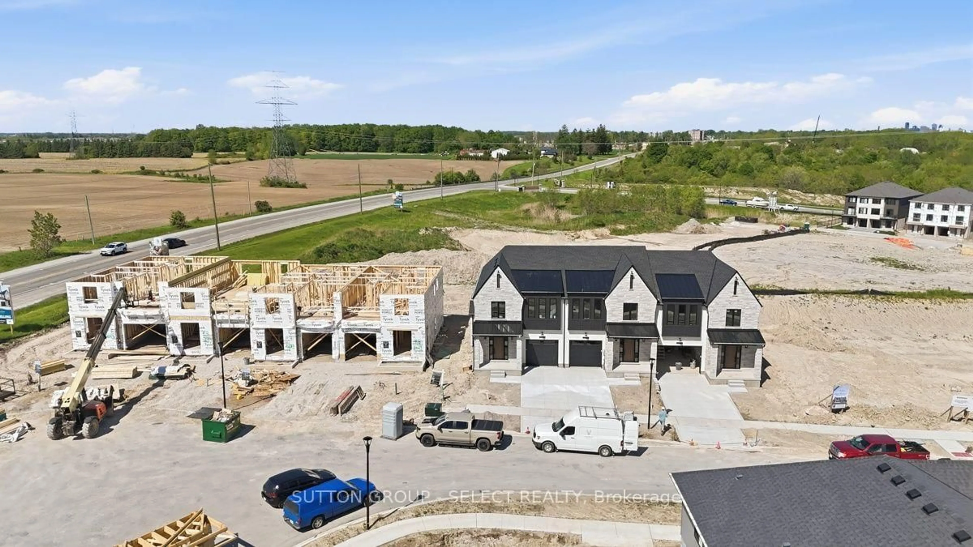 A pic from outside/outdoor area/front of a property/back of a property/a pic from drone, building for 2645 Barn Swallow Pl, London South Ontario N6M 0J5