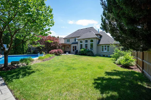 6 Pioneer Tower Cres, Kitchener 5