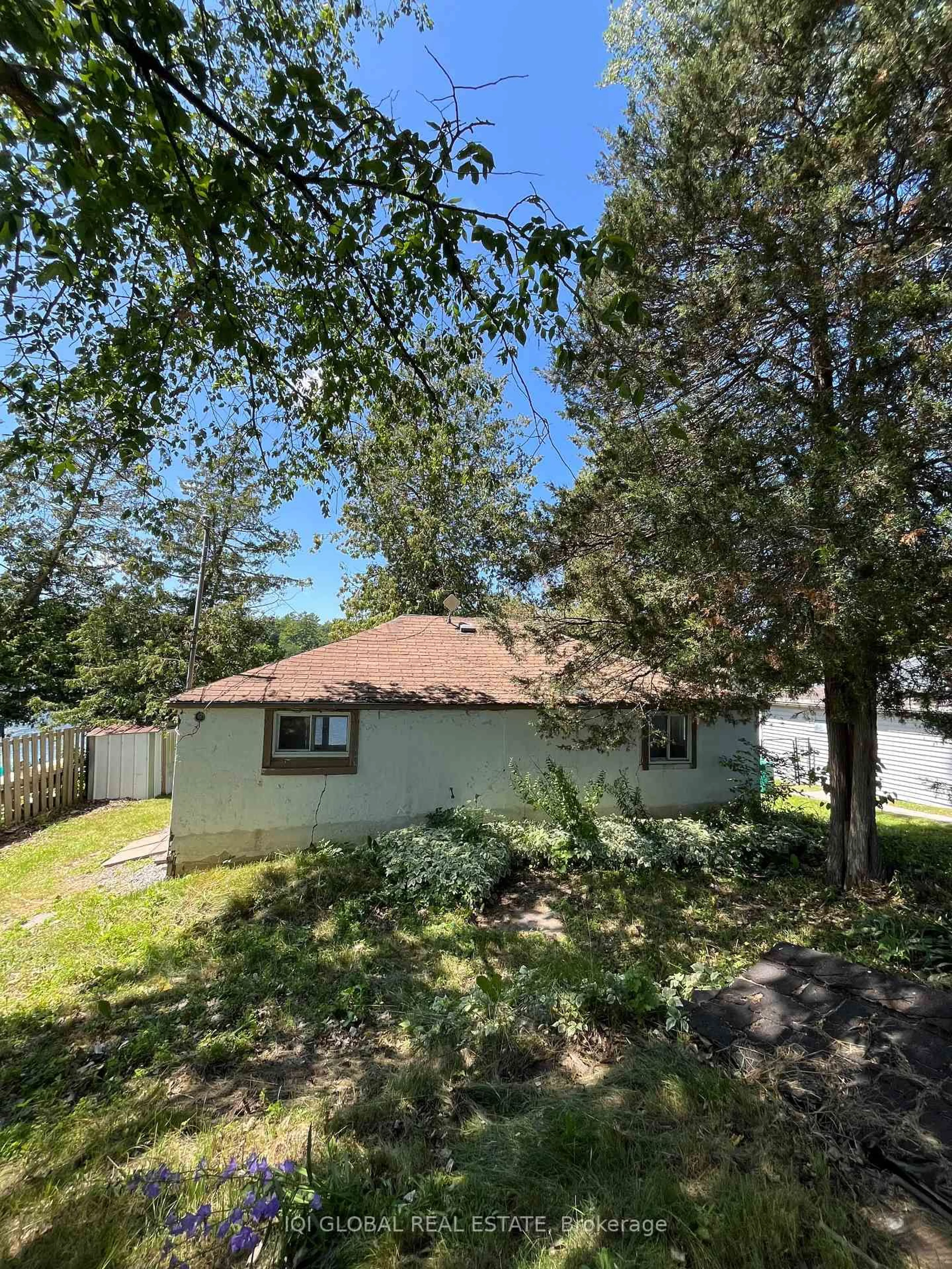 A pic from outside/outdoor area/front of a property/back of a property/a pic from drone, street for 24 Pines Lane, Stirling Ontario K0K 3E0