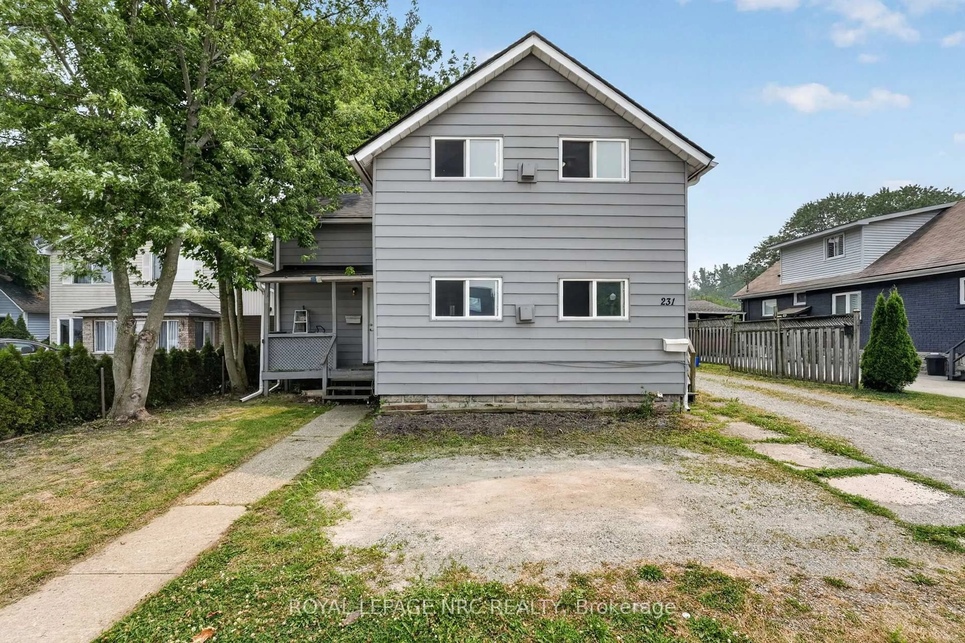 Unknown for 231-233 Jarvis St, Fort Erie Ontario L2A 2S7
