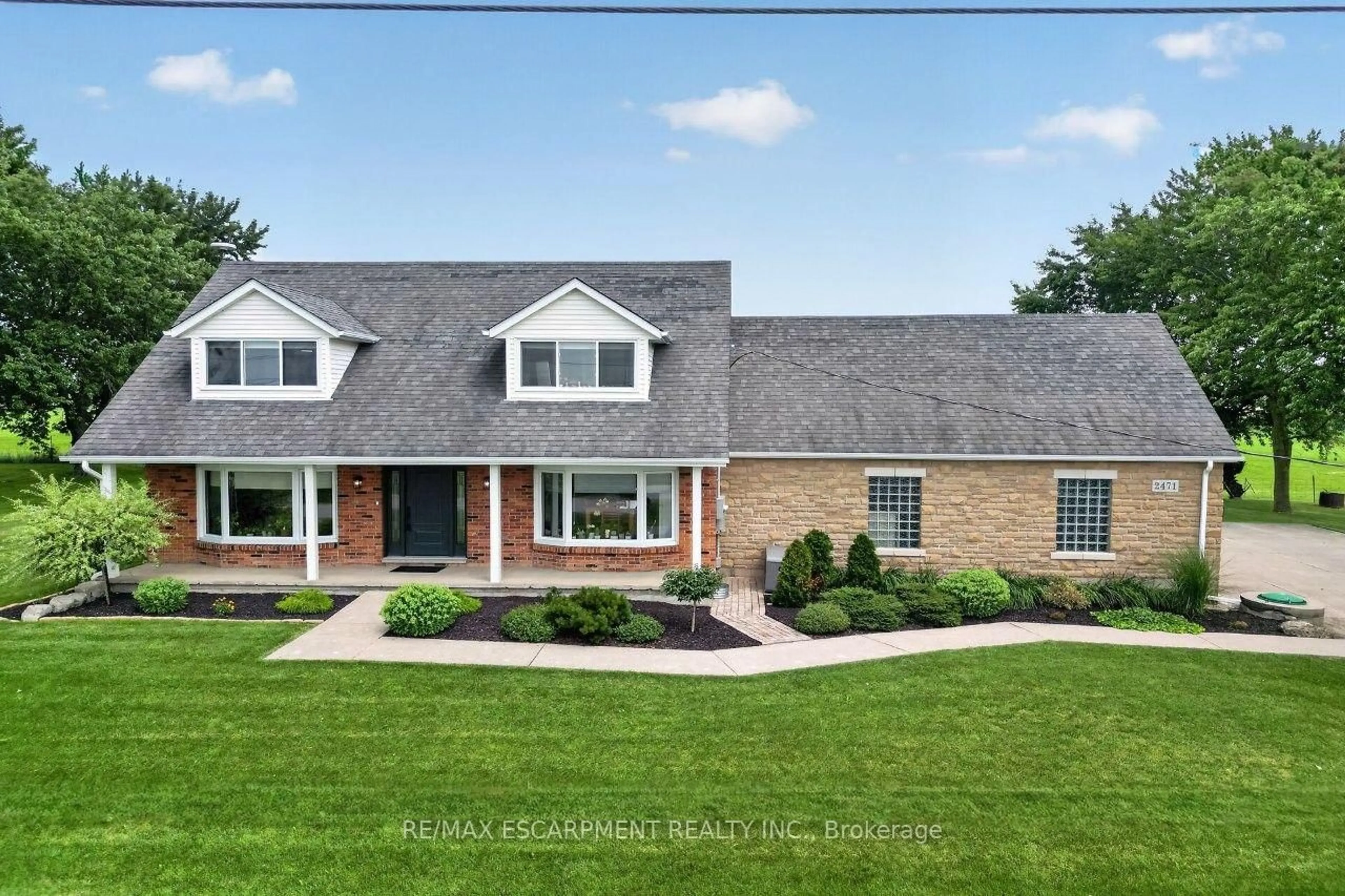 Home with brick exterior material, street for 2471-2467 Port Davidson Rd, West Lincoln Ontario L0R 2A0