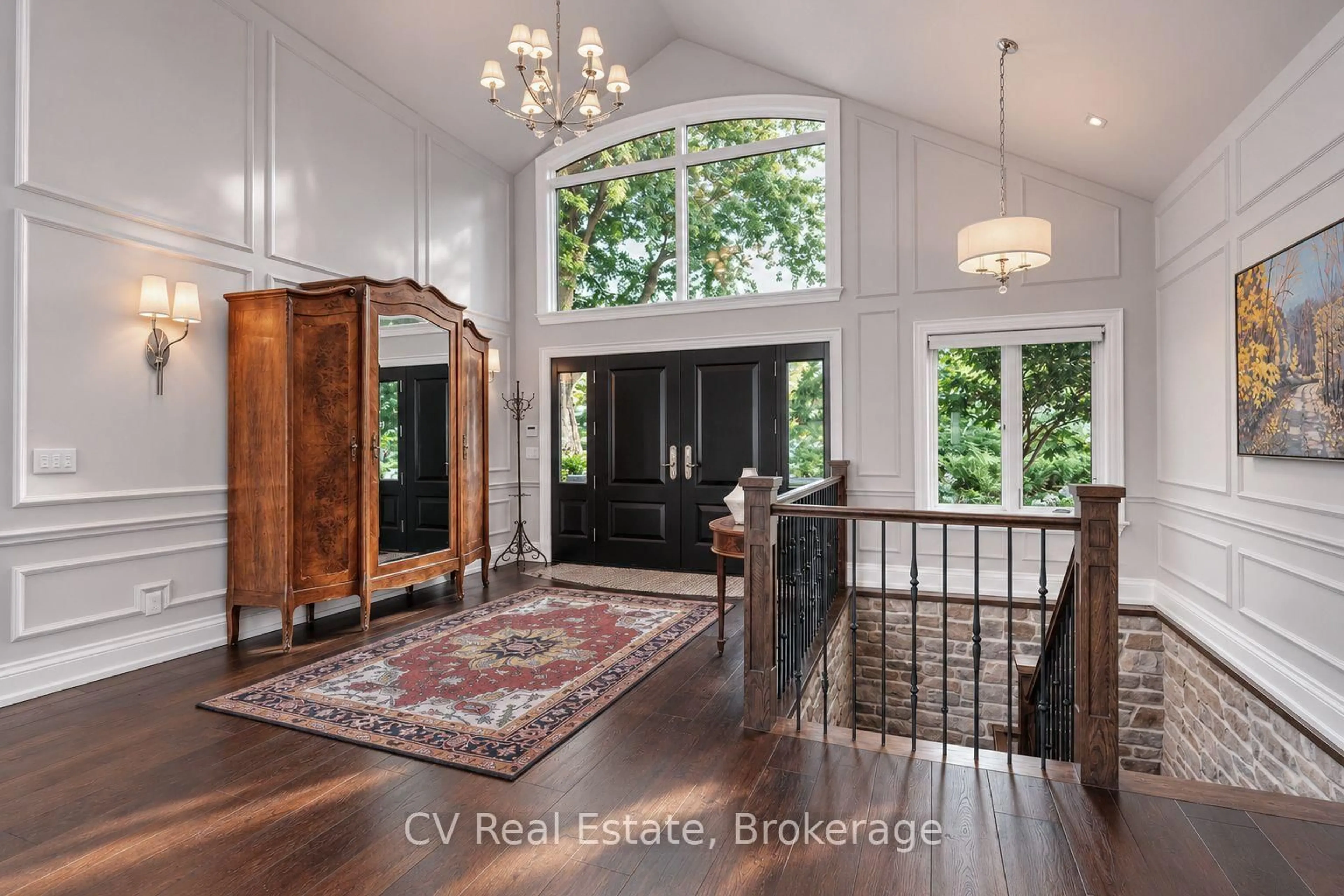 Indoor entryway for 198 Hidden Lake Rd, Blue Mountains Ontario L9Y 0T6