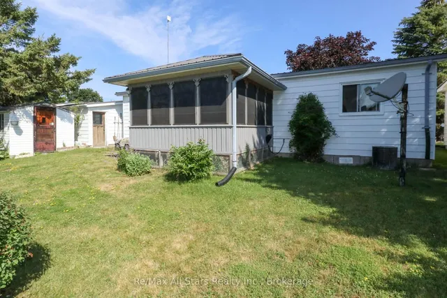 7 Cedar St, Kawartha Lakes 2