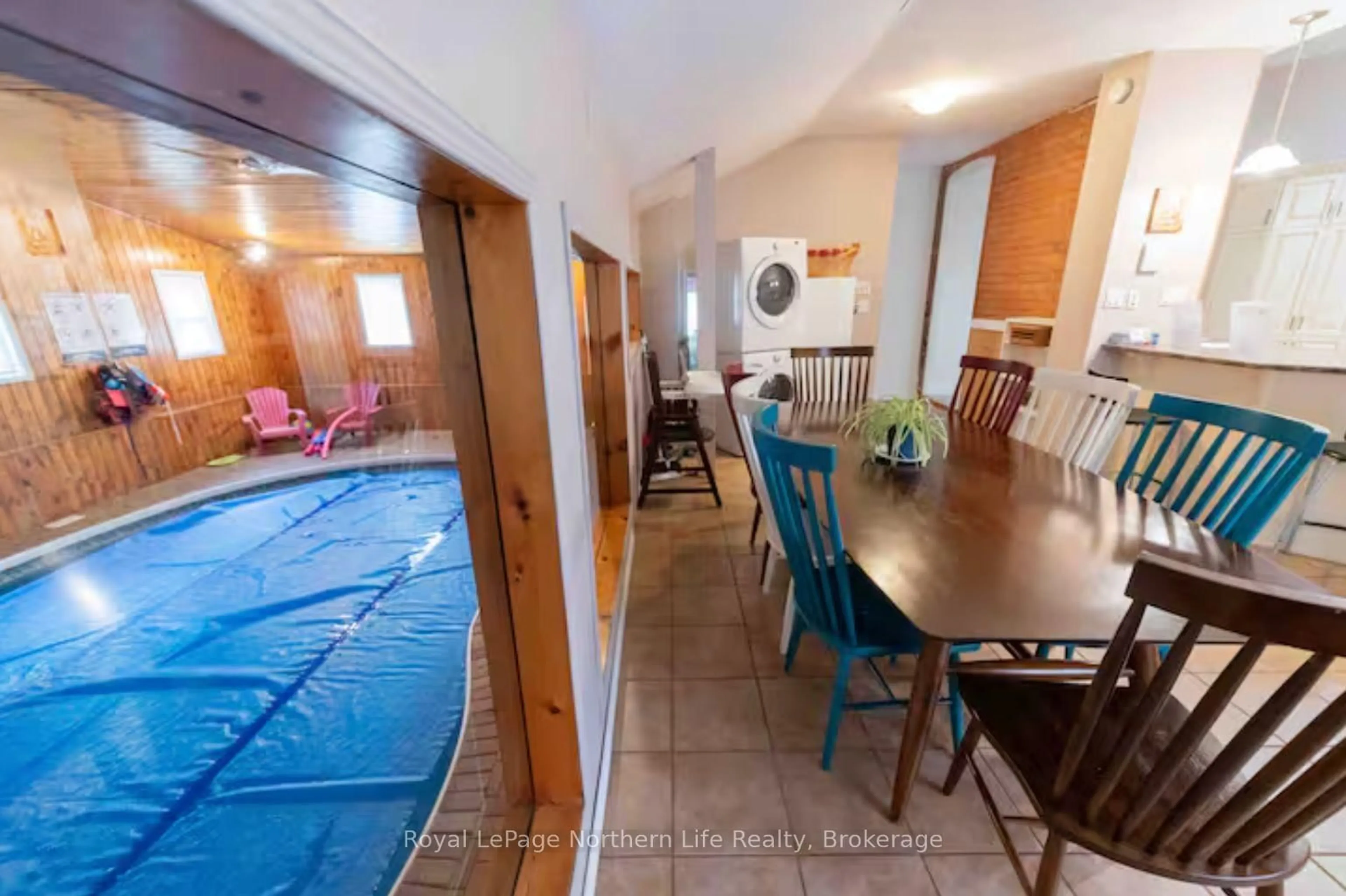 Pool for 523 SHERBROOKE St, North Bay Ontario P1B 2C4