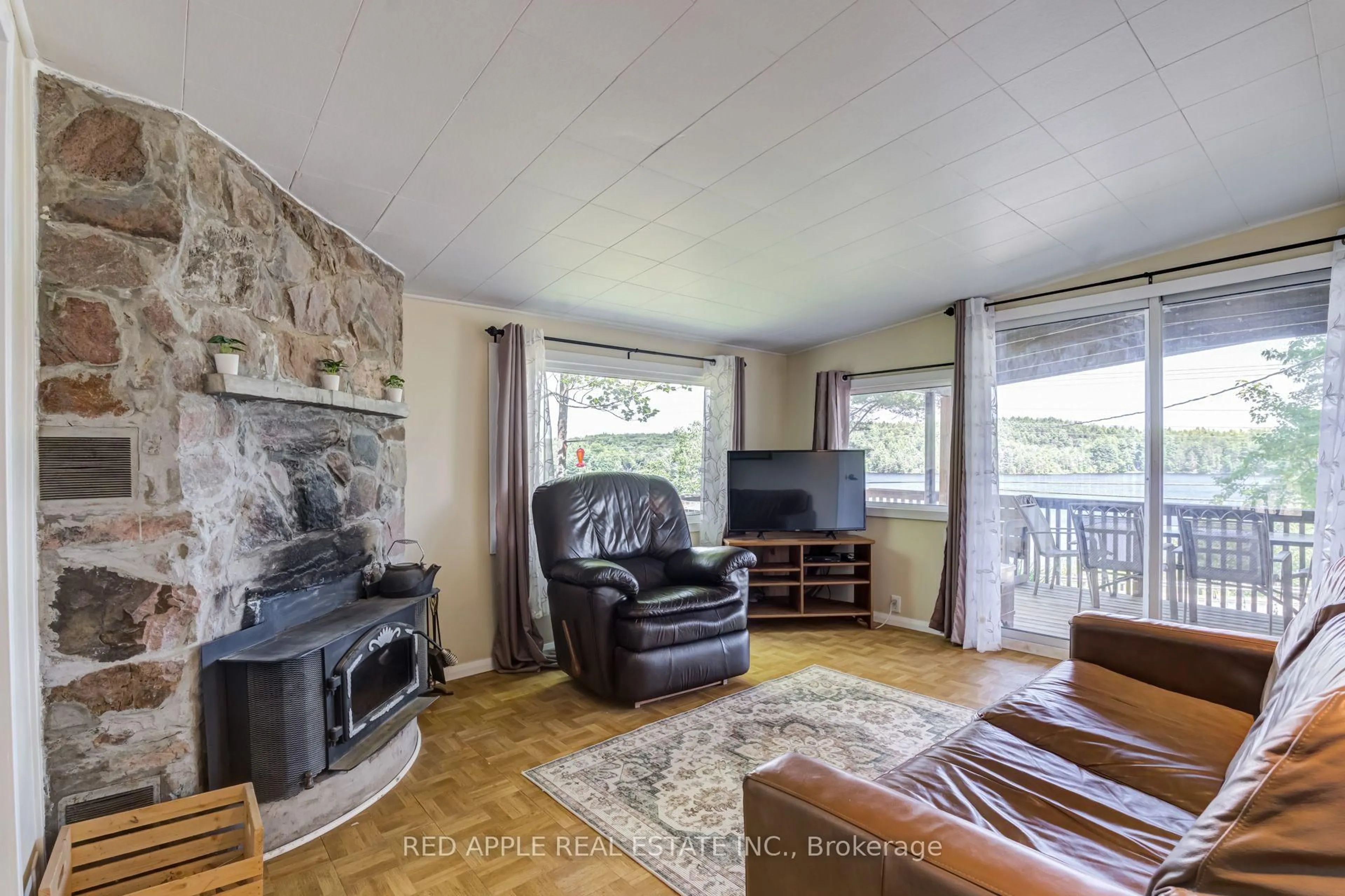 Living room with furniture, unknown for 17568 Hwy #41, Cloyne Ontario K0H 1K0