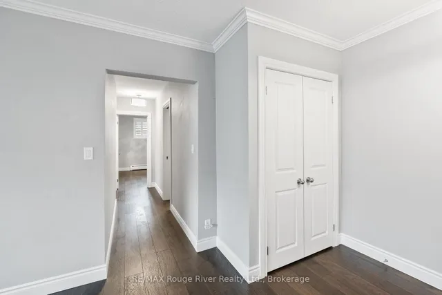 242 Darcy St #11, Cobourg 5