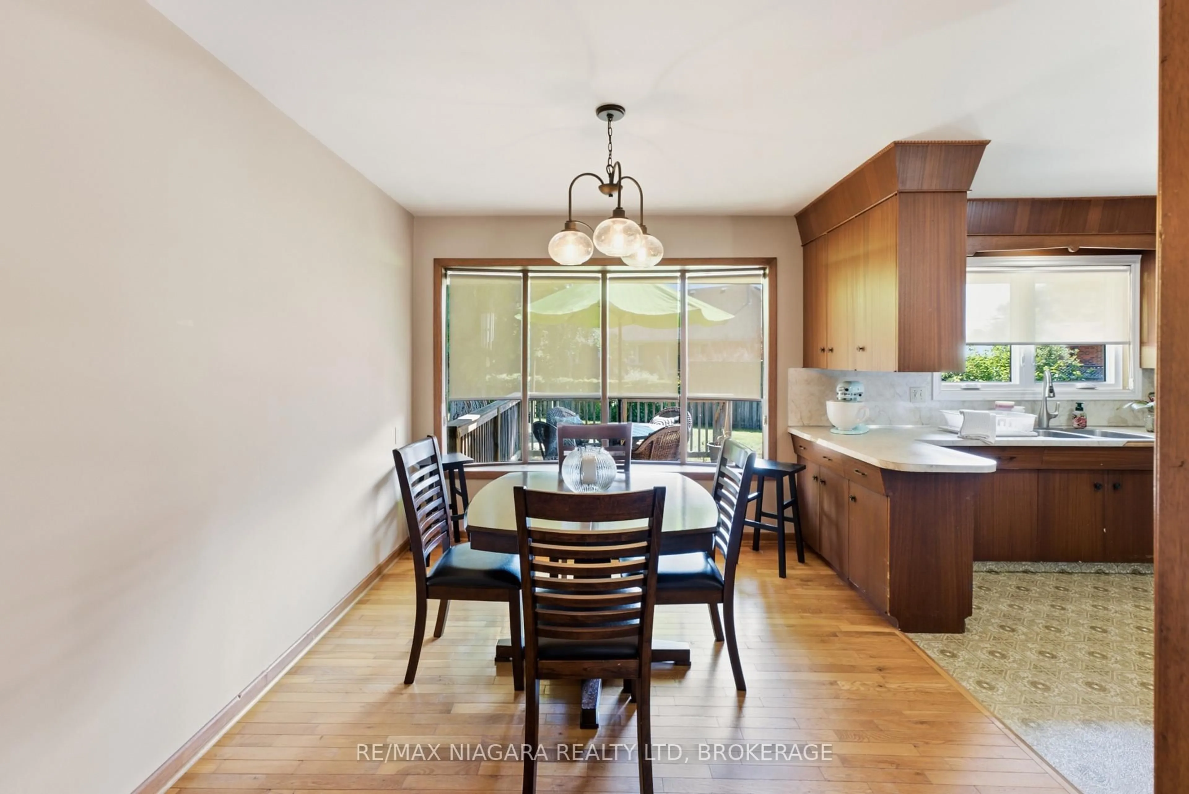 Dining room, unknown for 3374 Marlin Crt, Lincoln Ontario L0R 2C0