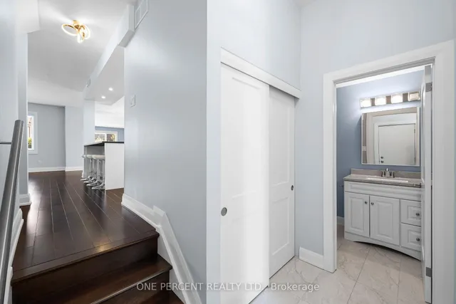 8 Rastila Cres, Ottawa 5