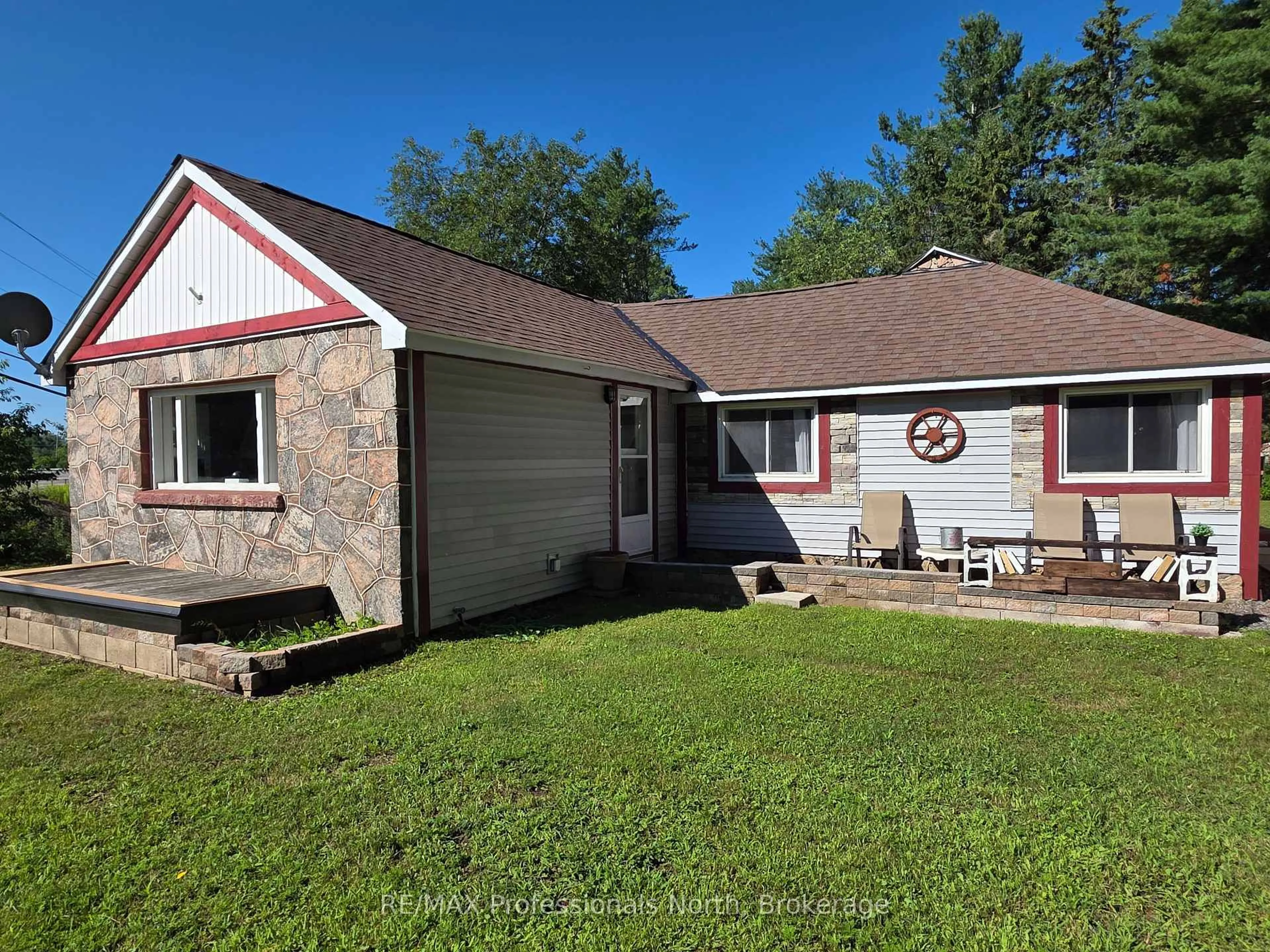 A pic from outside/outdoor area/front of a property/back of a property/a pic from drone, unknown for 1007 West Rd, Minden Hills Ontario K0M 2K0